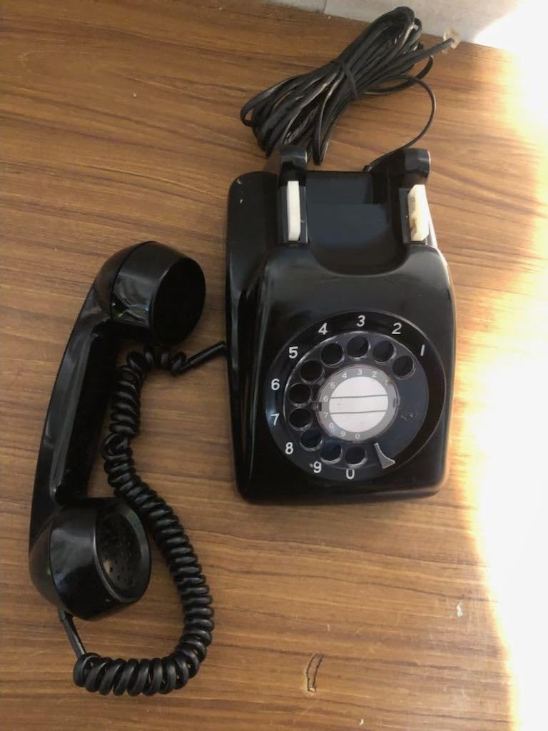 Amazon.co.jp: 黒電話 601-A2 CL電話機 昭和レトロ : 家電＆カメラ