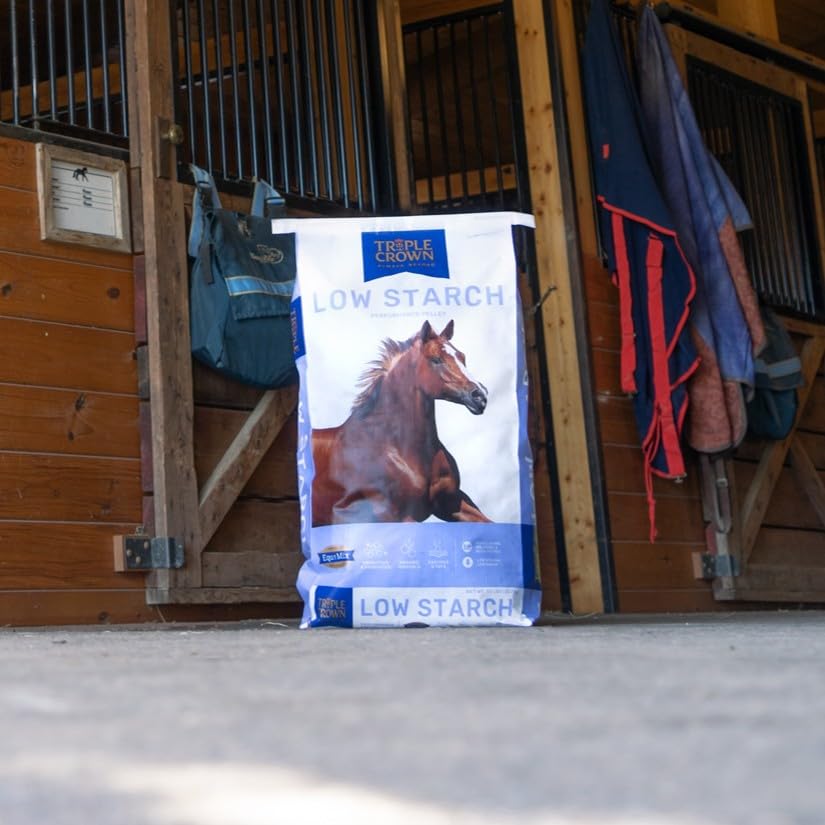 Triple Crown Low Starch, Low Sugar Horse Feed, 50 lbs - Image 4