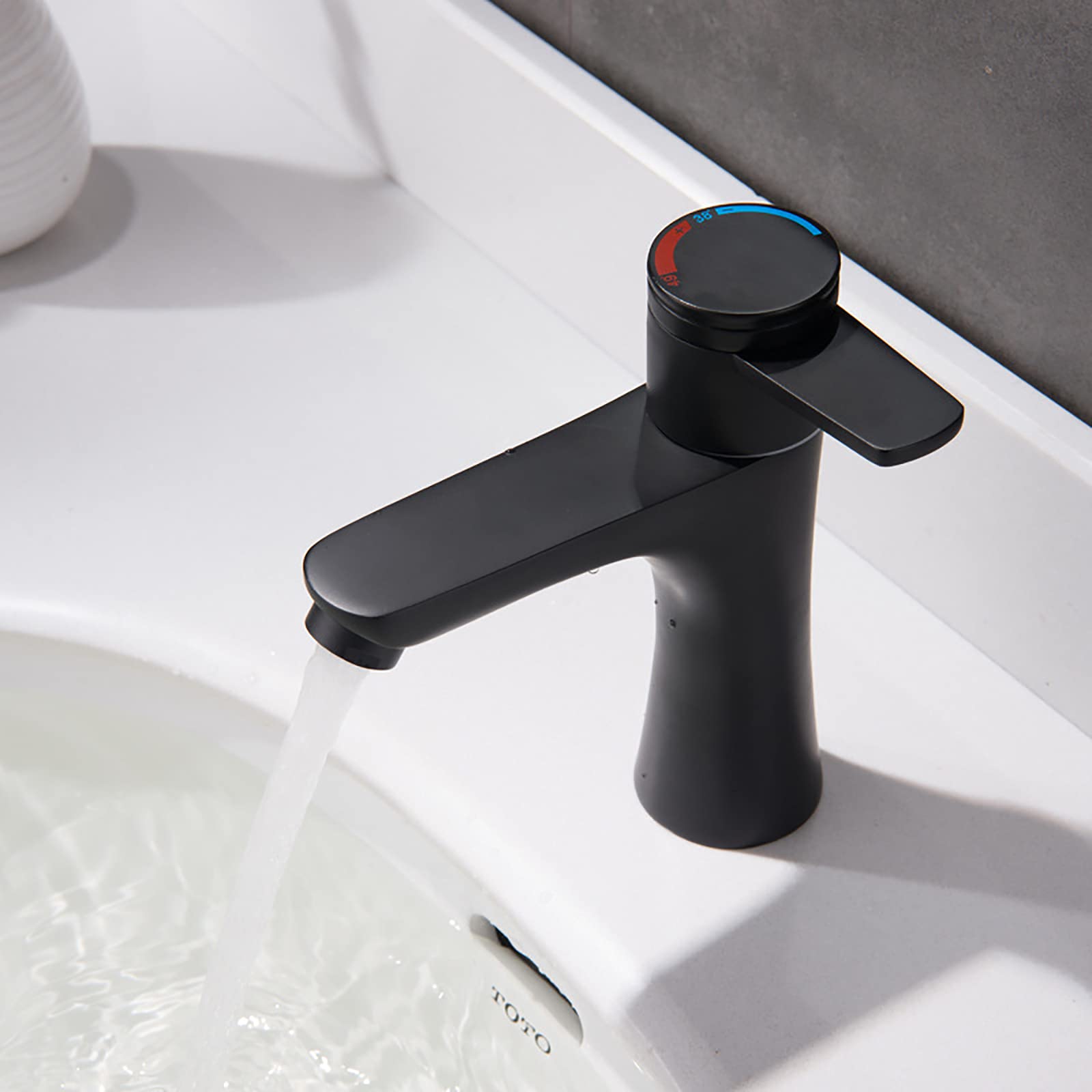 Grifo de baño Grifo de Lavabo de baño de latón Grifo Mezclador de Lavabo de una manija Grifo de Lavabo de un Solo Orificio Grifo de Lavabo montado en la Cubierta con Agua fría y Caliente, ne