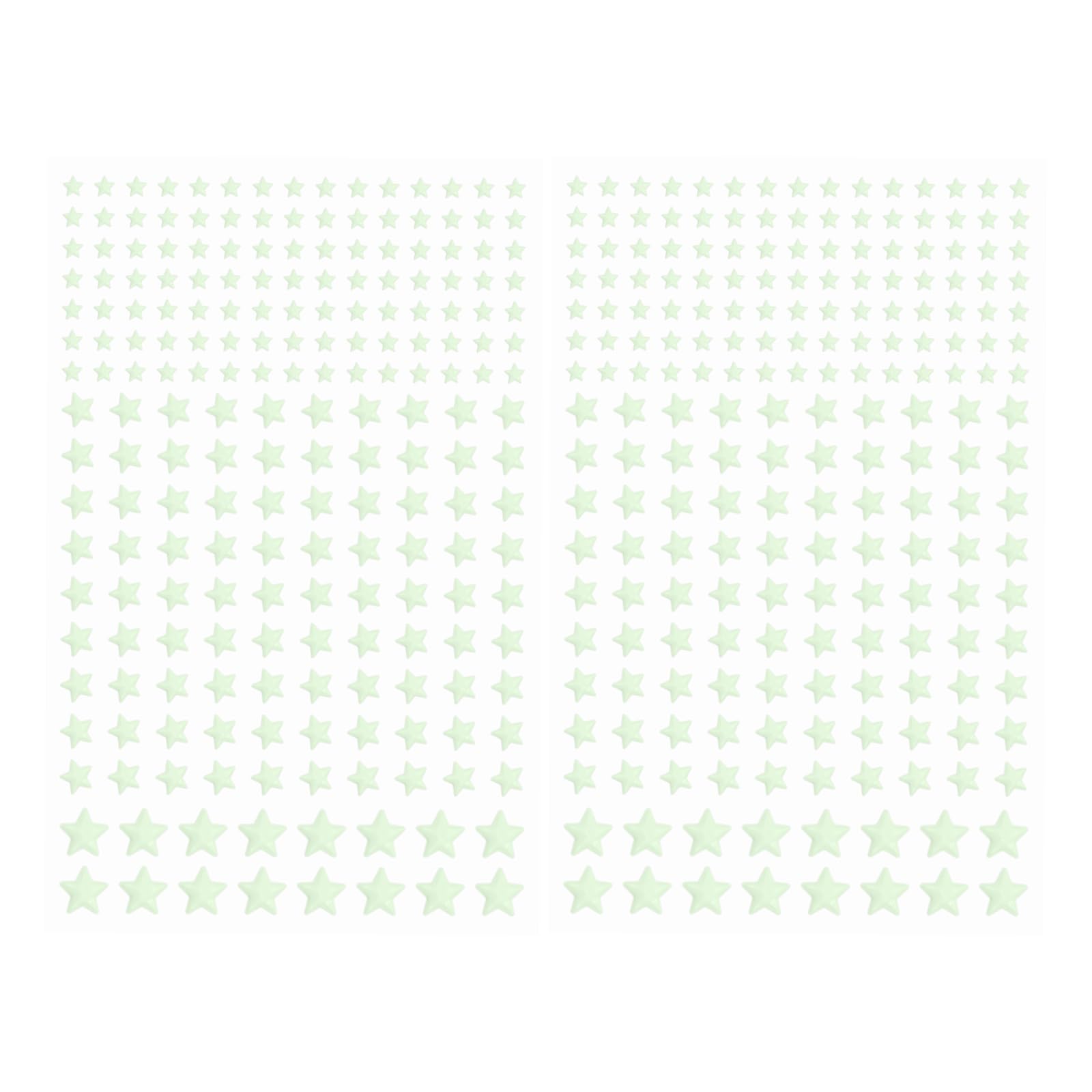 Stickers phosphorescents pour plafond : créez un ciel étoilé dans une chambre d'enfant