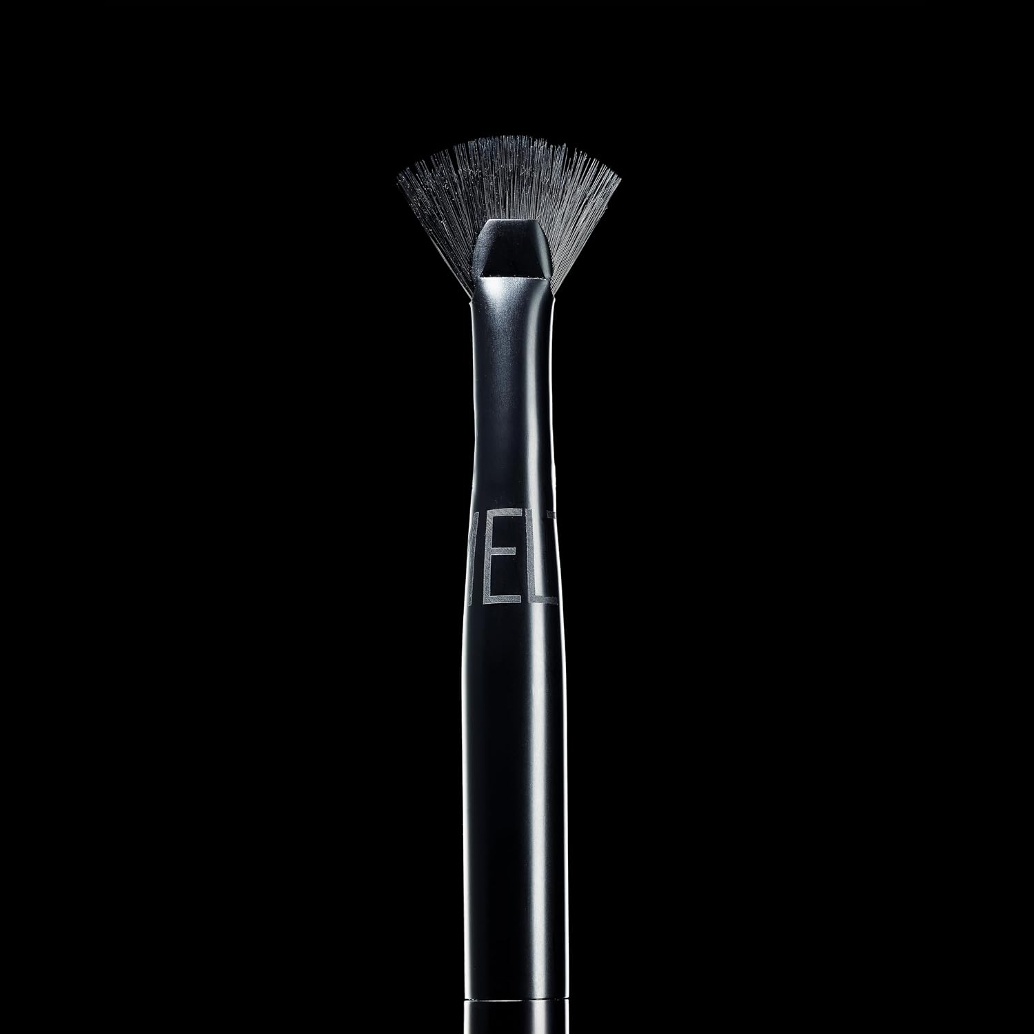 99 Mascara Fan Brush