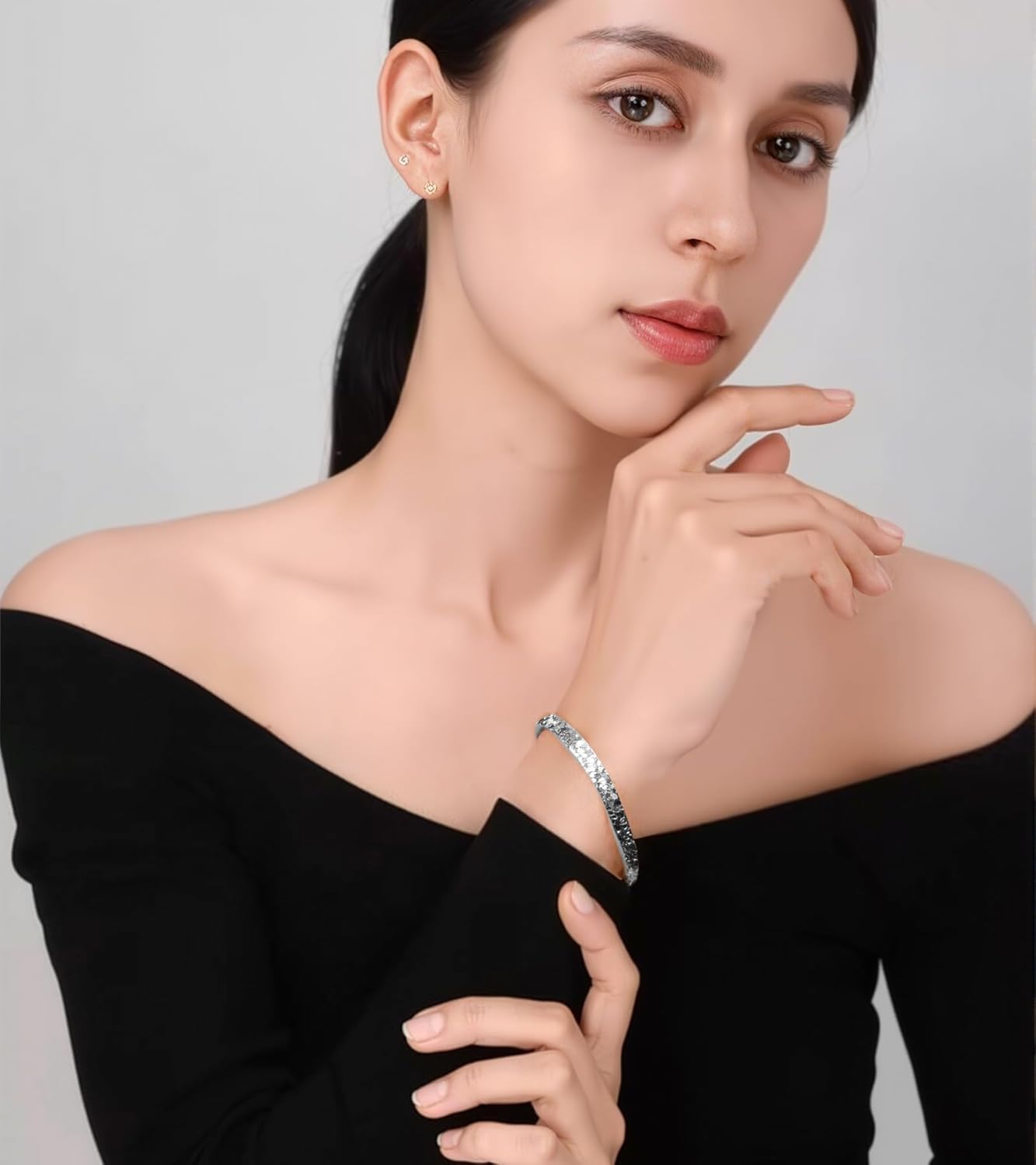 D-POW Gold Bangle Bracelets for Women 18K Gold Plated Bangles Adjustable Bracelets Gold Thin Cuff Bracelets for Women Gold Fashion Jewelry Gifts - Image 4