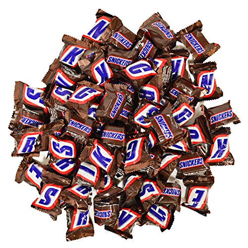 Bundle Of Snickers Classic Chocolate Candy Bars (5 Lbs) Bulk Minis, Snacks For Party, Buffet, Pinata, Easter Baskets, Halloween, Valentine Day Gift #TOP3