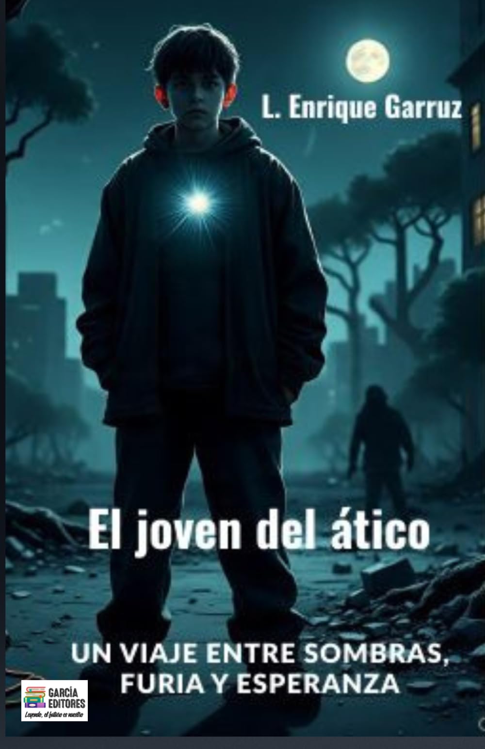 El joven del ático: un viaje entre sombras, furia y esperanza