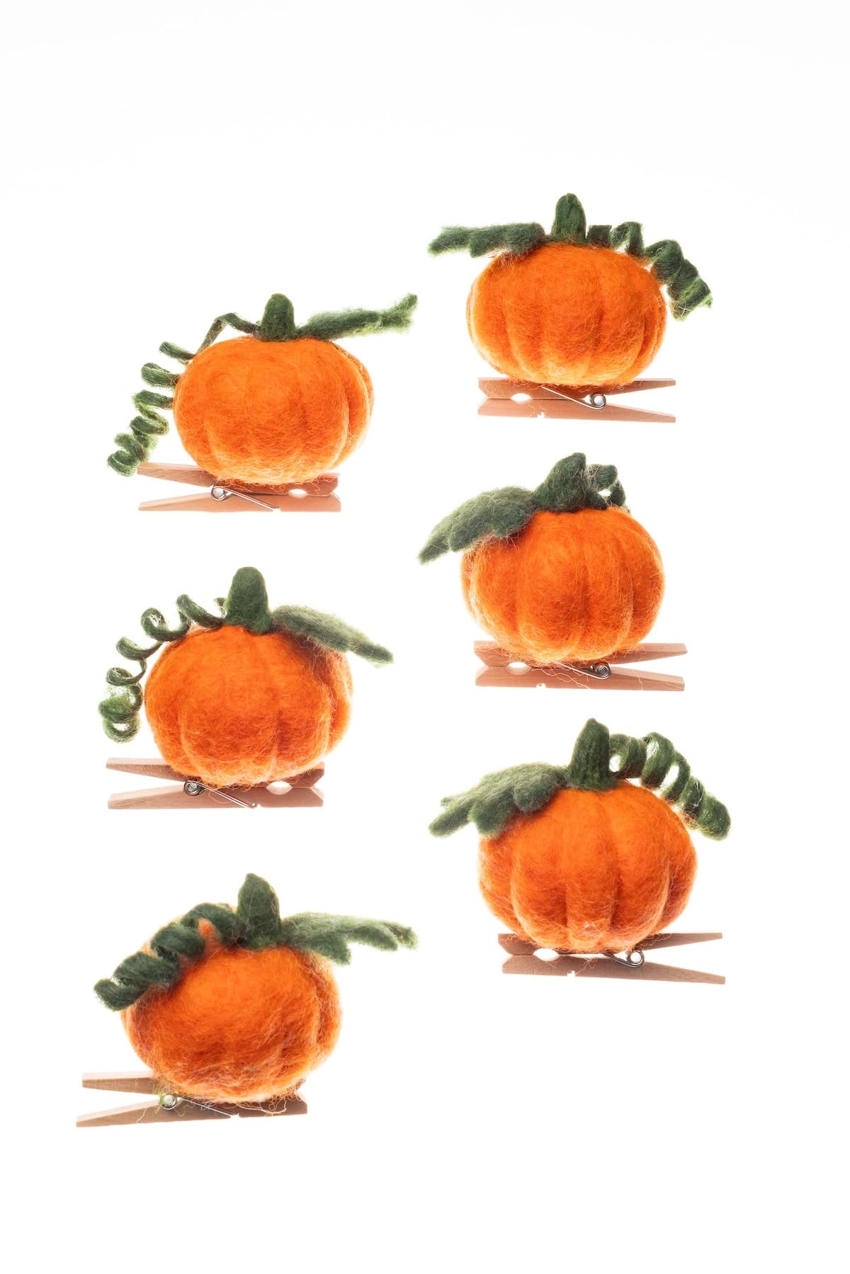 Shoeless Joe Set of 6 Felt Pumpkin Clip On Halloween Decorations