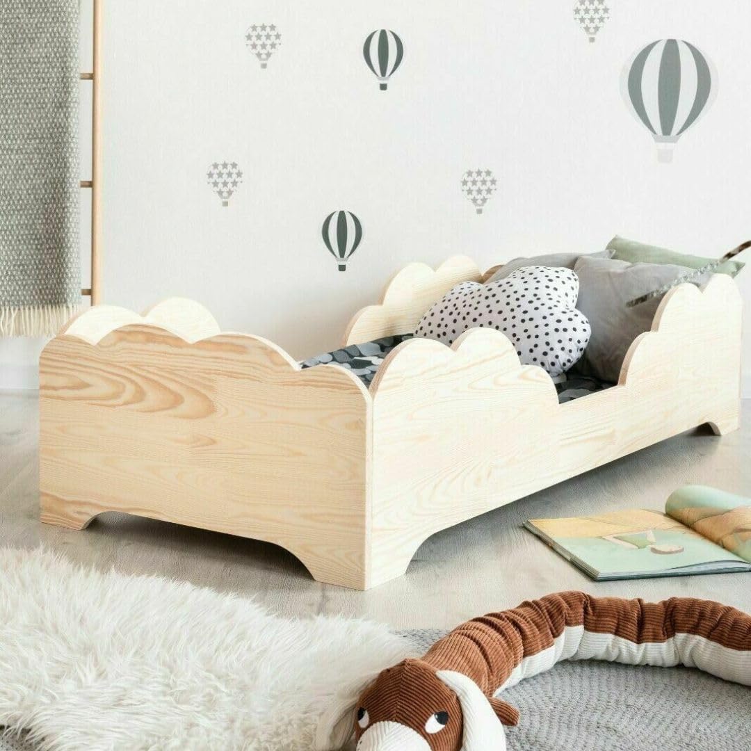 Mami Kids Chicchiè - Letto Montessori Bambini in Legno Naturale per Materasso 70x140 cm, Lettino Bambino con Doghe a 10 cm da Terra, Cameretta Bambina e Bambino - Made in Italy, 144x78x10H cm
