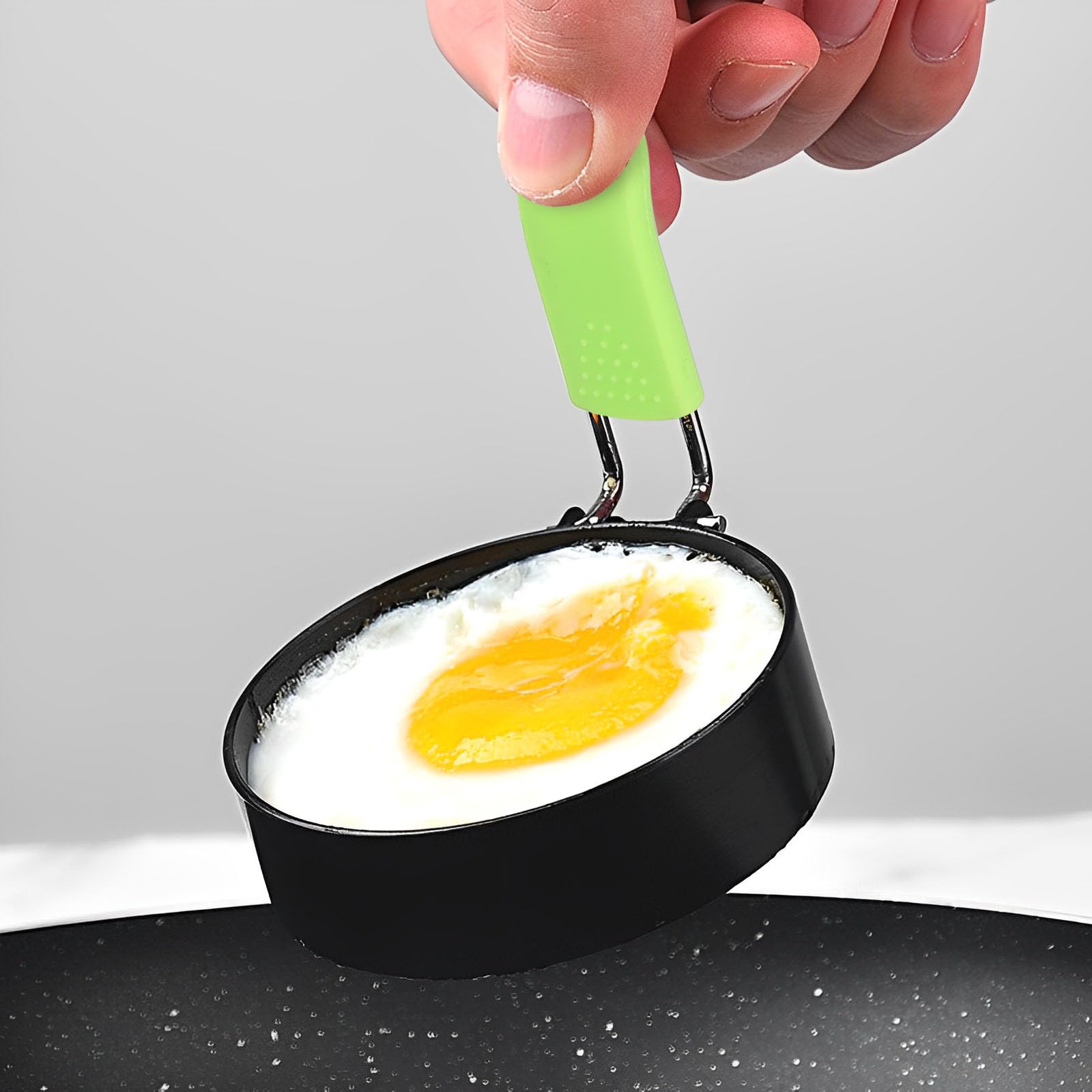 4 sztuki foremek do jajek sadzonych, do smażenia na patelni, do omletów ze stali nierdzewnej, do jajek sadzonych, nieprzywierających, z uchwytem, do omletów, naleśników + 2 szczotki do oleju