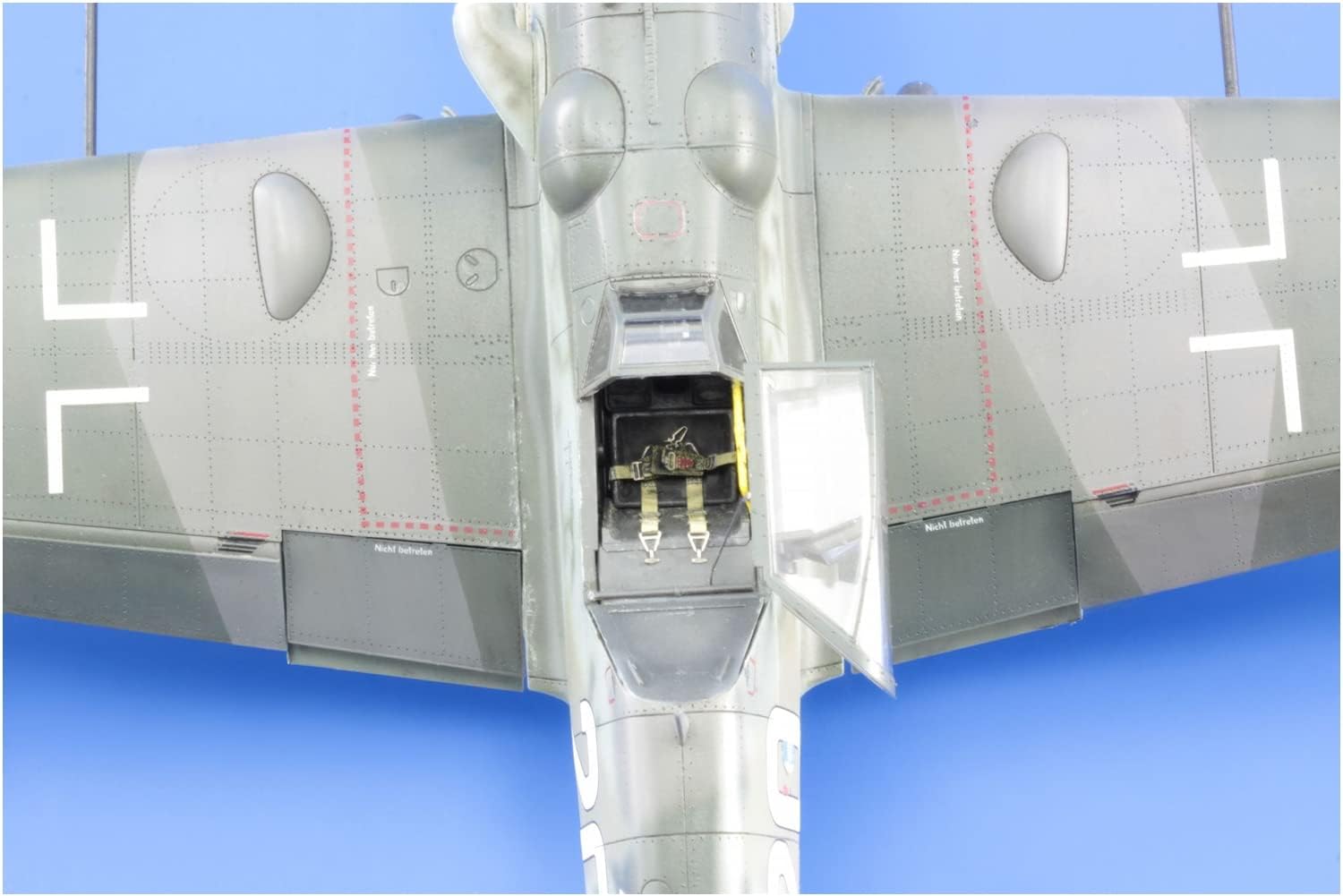 Eduard EDK82111 Model Kit, Various