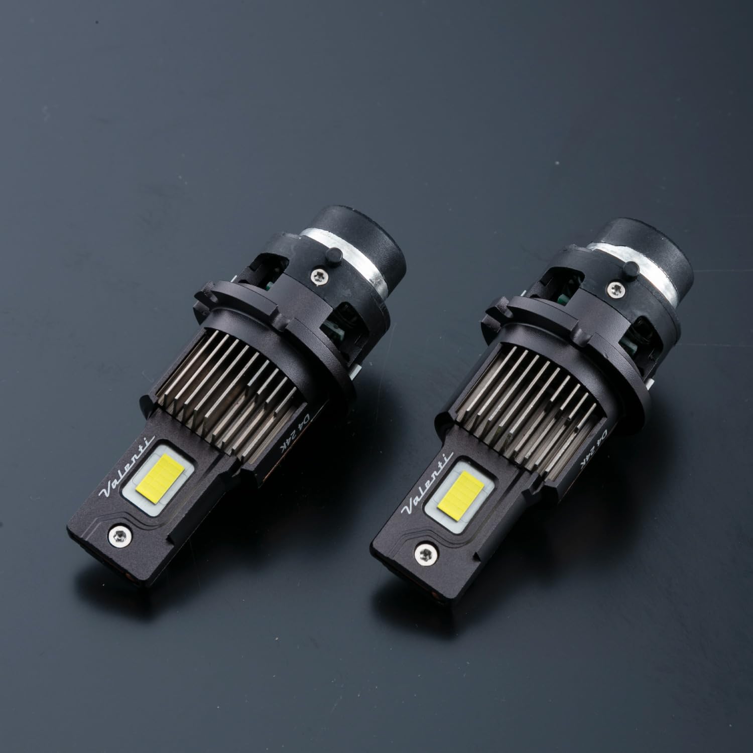 Amazon | Valenti ヴァレンティ LEDヘッドバルブ D2R 6000K 11000lm