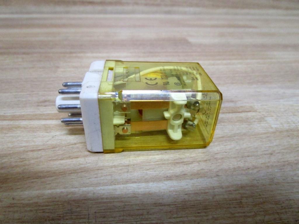 IDEC RR2P-ULAC120V 120 VAC Coil, 2 Poles DPDT, 50/60 HZ, 8 PIN Terminal, Power Relay, RR Series, Rugged Industrial 10 AMP, with LED Indicator