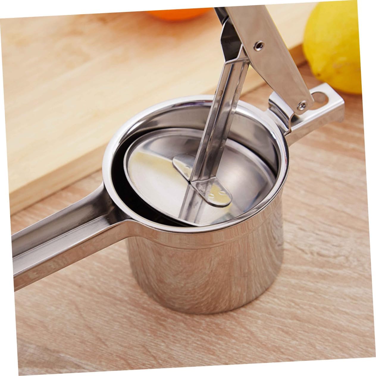 Cabilock Stainless Steel Manual Lemon Press Juicer Citrus Squeezer Easy to Clean for Restaurants and Home