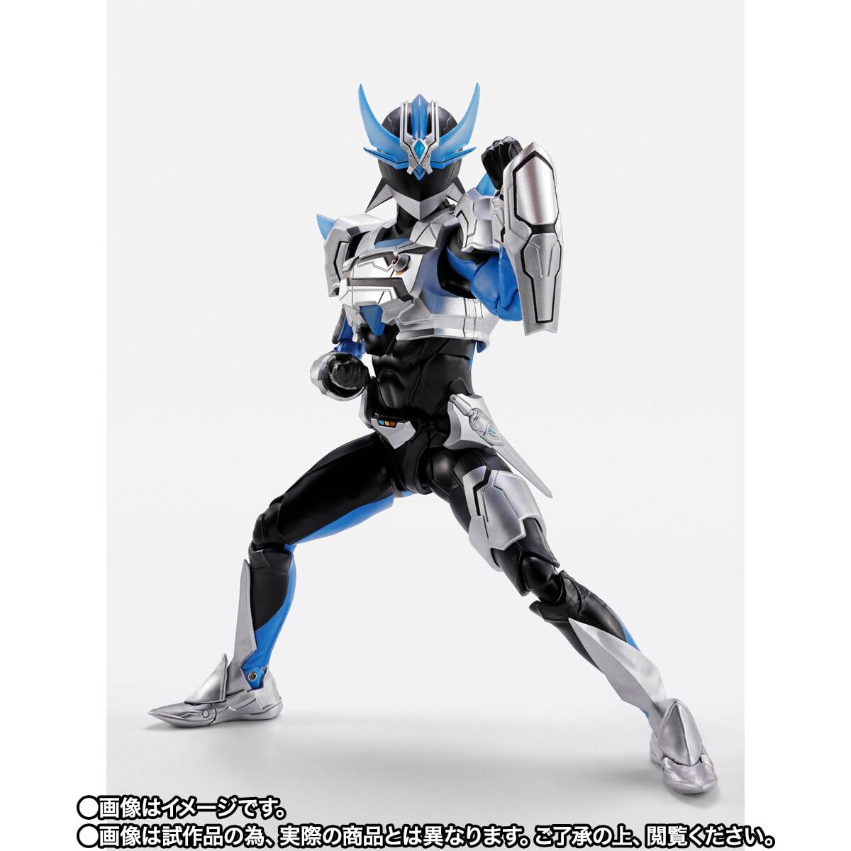 Amazon.co.jp: S.H.Figuarts（真骨彫製法）ウイングマン ガーダー