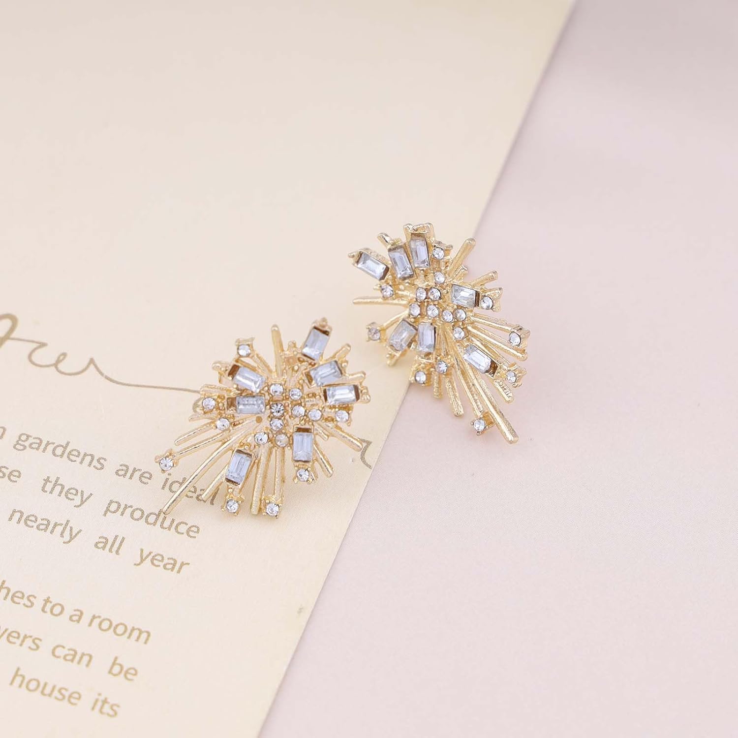 Bohemian Crystal Firework Earrings Gold Starburst Stud Earrings Vintage Rhinestone Flower Earrings Sparkly Cz Firework Star Earrings Jewelry for Women - Image 5