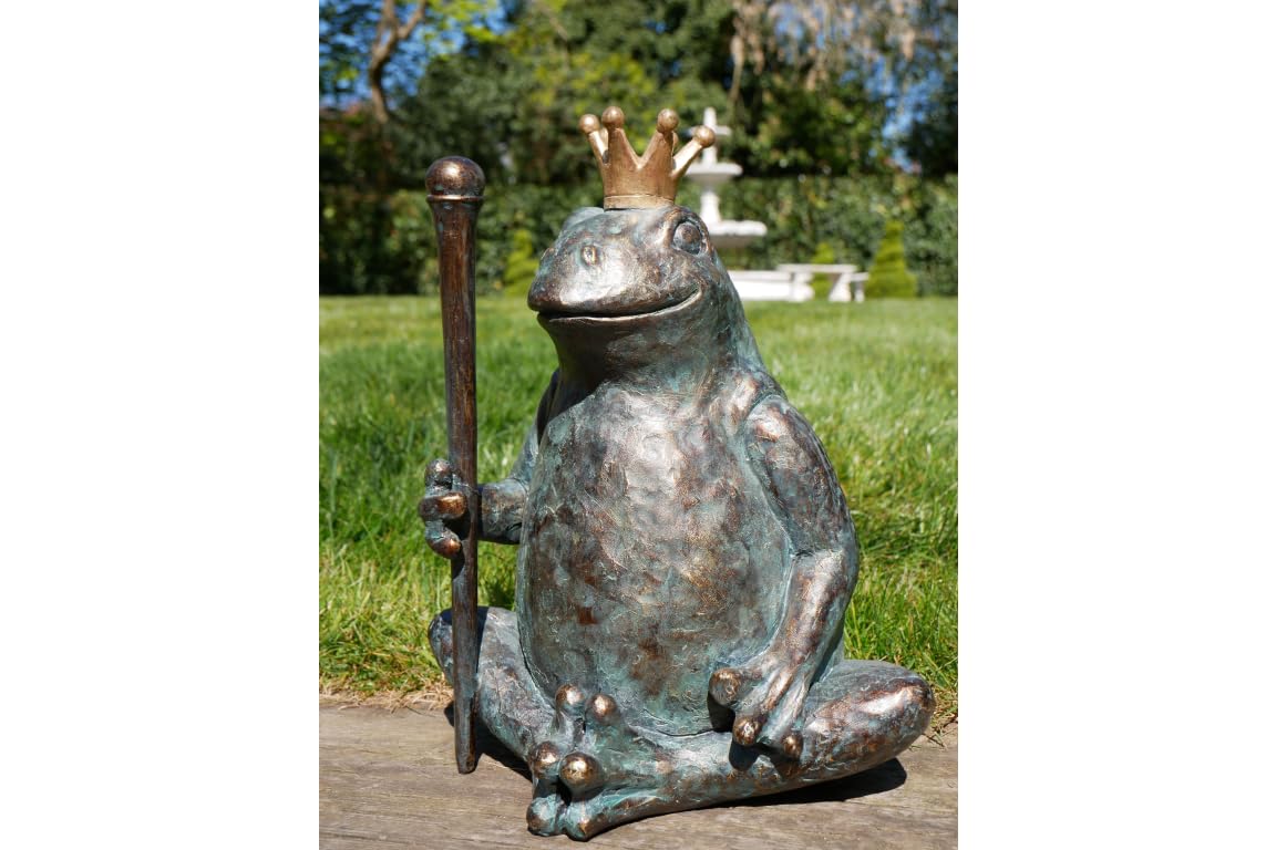 My Square Mile Bronze Decorative Garden Frog Statue With Crown, -Effect Finish, Outdoor Pond Ornament (King Frog)