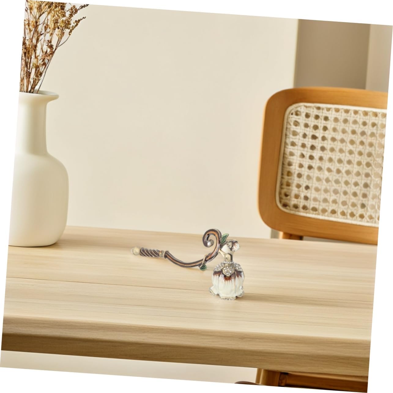 ORFOFE 100g Candle Snuffer Tool Automatic for Scented Candles Tea Light Aromatherapy Long Handle Home Decor Accessory