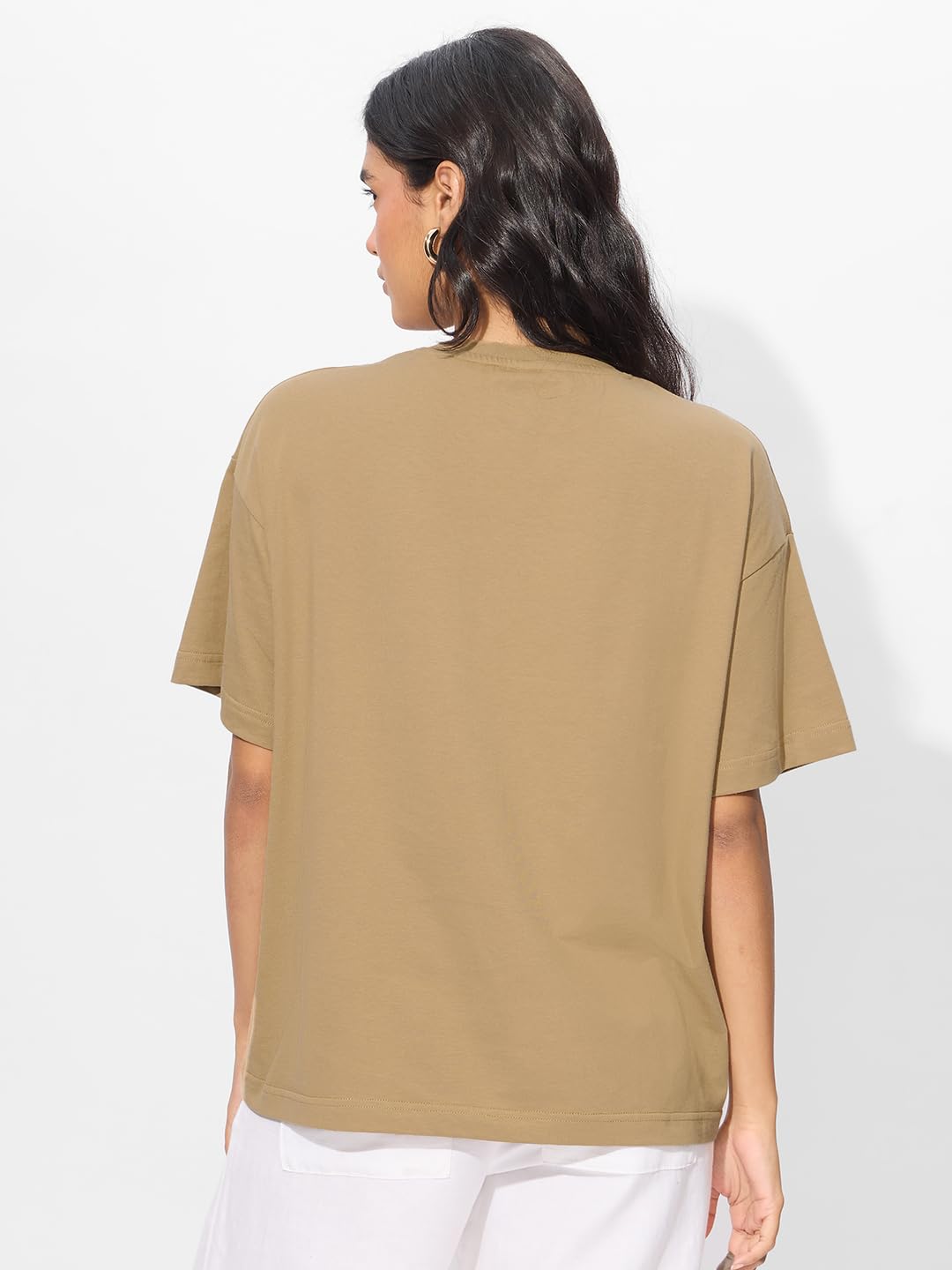 The Souled Store Chai Stamp - Camiseta de algodón con cuello redondo para mujer y niña, color marrón