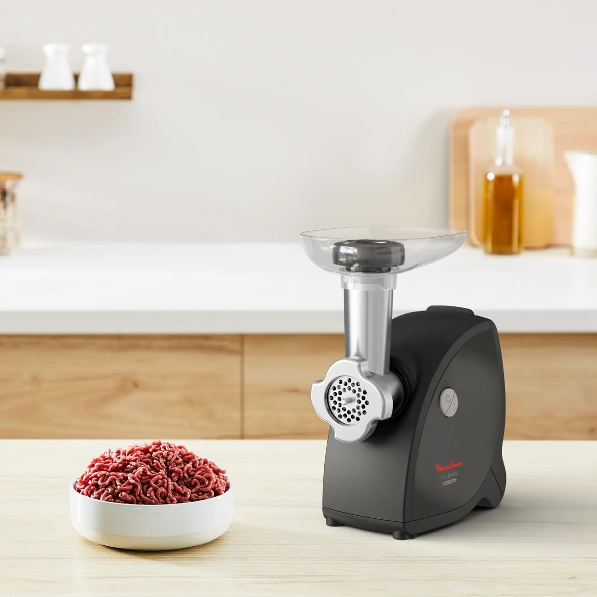 Moulinex HV4 Successor Picadora de carne, 2000 W, Picado perfecto hasta 2,3 kg/min, Versatilidad, Corte de verduras, salchichas y kebbés, Mango, Rendimiento duradero, fabricado en Francia ME472832