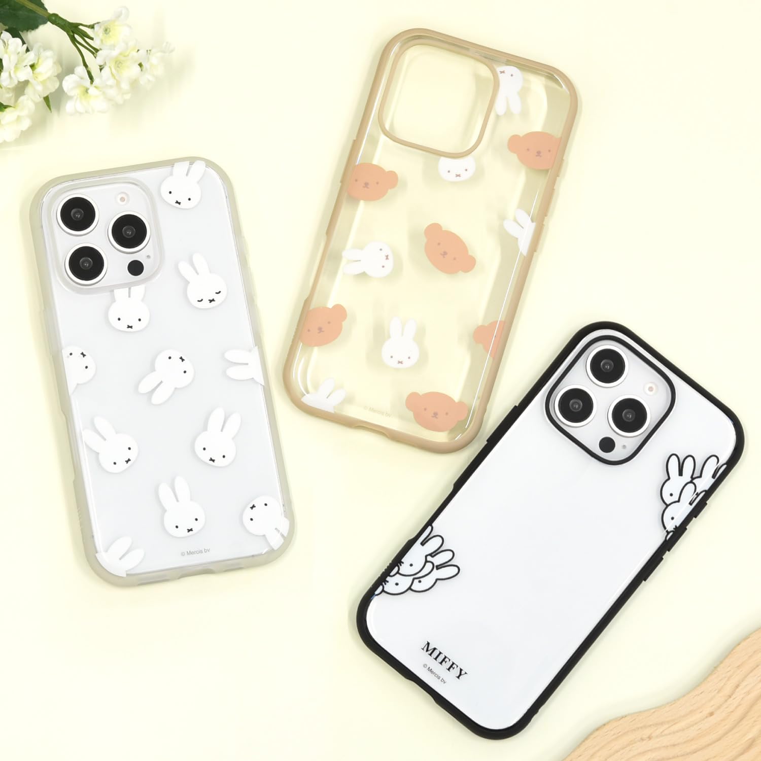 Amazon.co.jp: グルマンディーズ ミッフィー IIIIfit Clear iPhone16