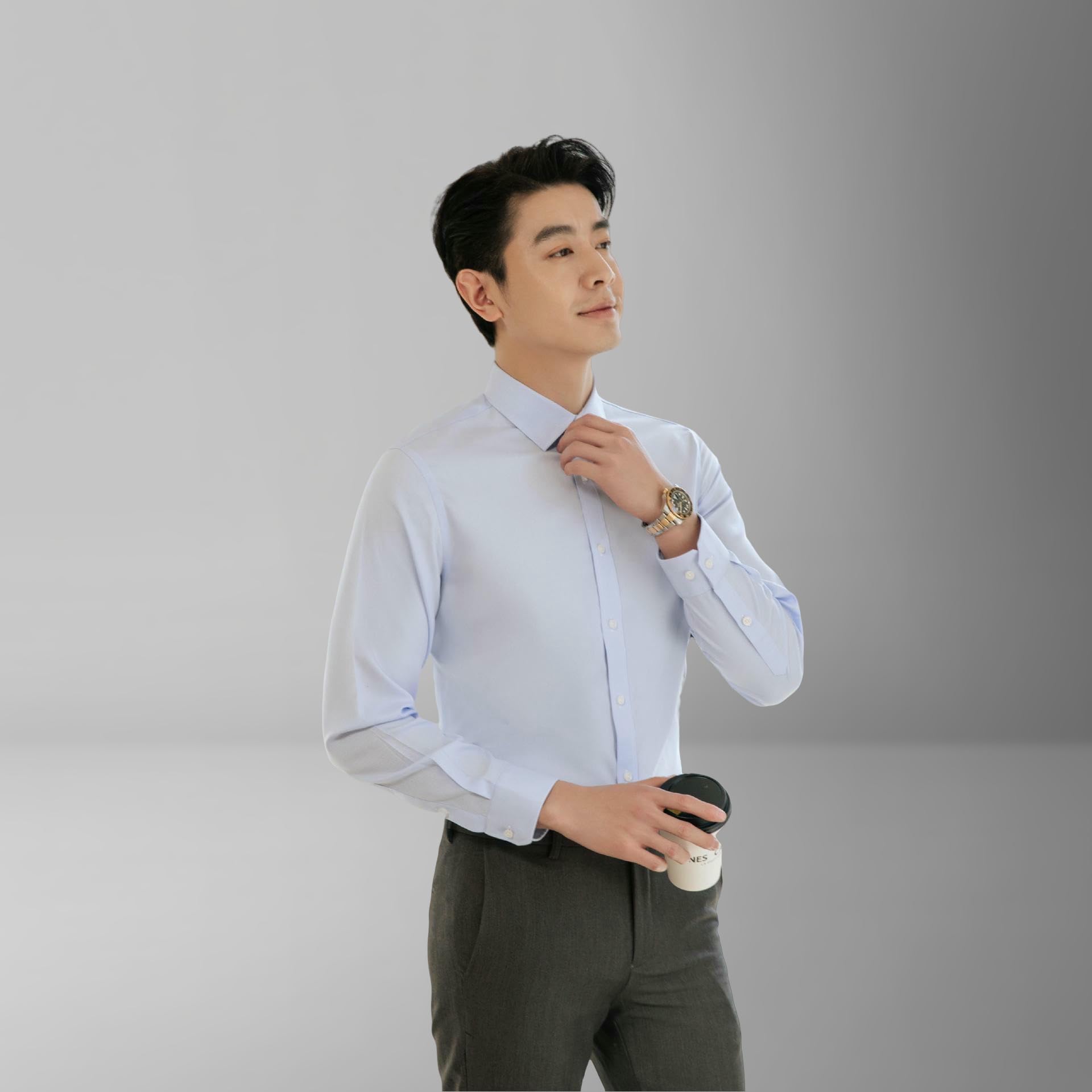 Camisa de algodón para hombre de color sólido, corte ajustado, cuello cuadrado, resistente a las arrugas, ligera, con botones