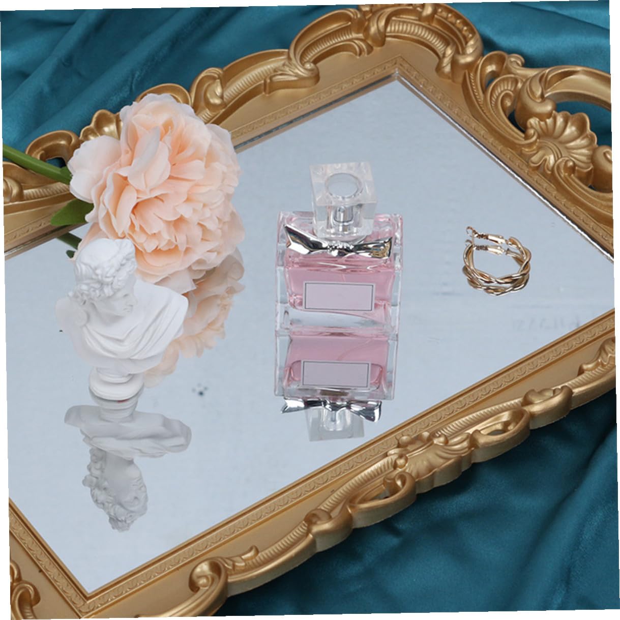 Vassoio per Oro Cosmetici in Decorativo Pp e o Specchio Delicato Esposizione e Organizzazione Profumi per Ufficio