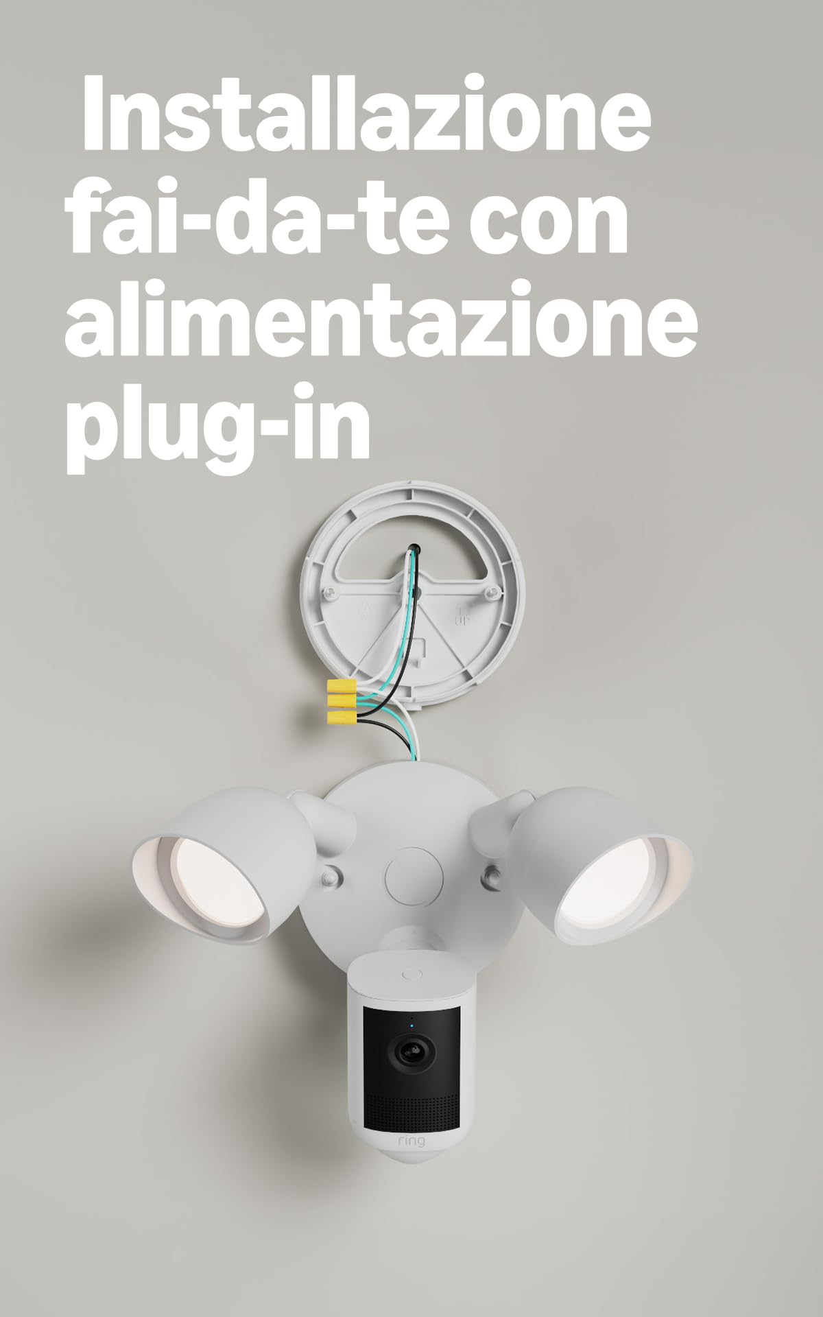 Ring Videocamera con proiettori (Floodlight Cam), alimentazione via cavo(ultimo modello),video 2K, zoom avanzato 6x, proiettori ultraluminosi,prova gratuita di 30 giorni del piano di abbonamento Ring