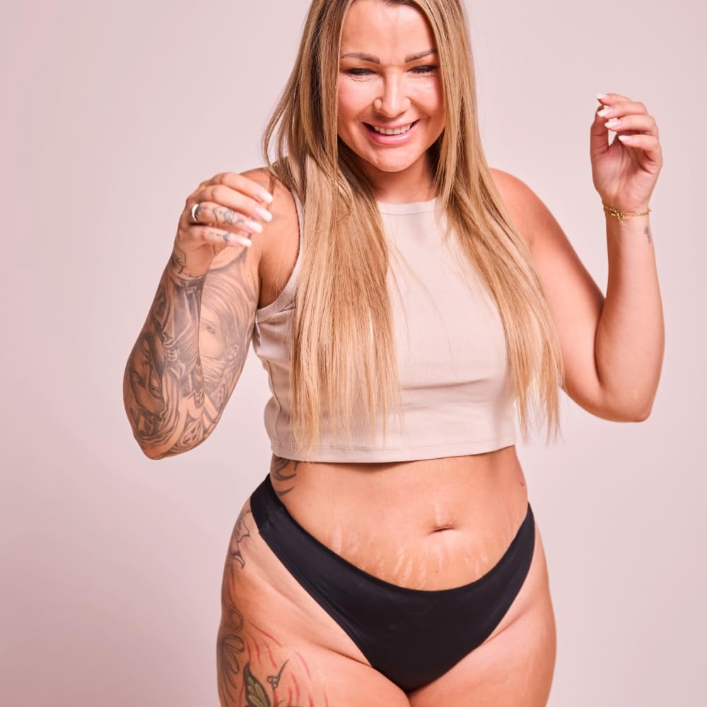 JUNO & me – Period Panty Seamless String Light - Periodenunterwäsche bei Leichter Blutung - 8 Stunden Auslaufschutz & saugstark wie 1 Tampon - aus natürlichen Bambusfasern - Periodenslip Damen