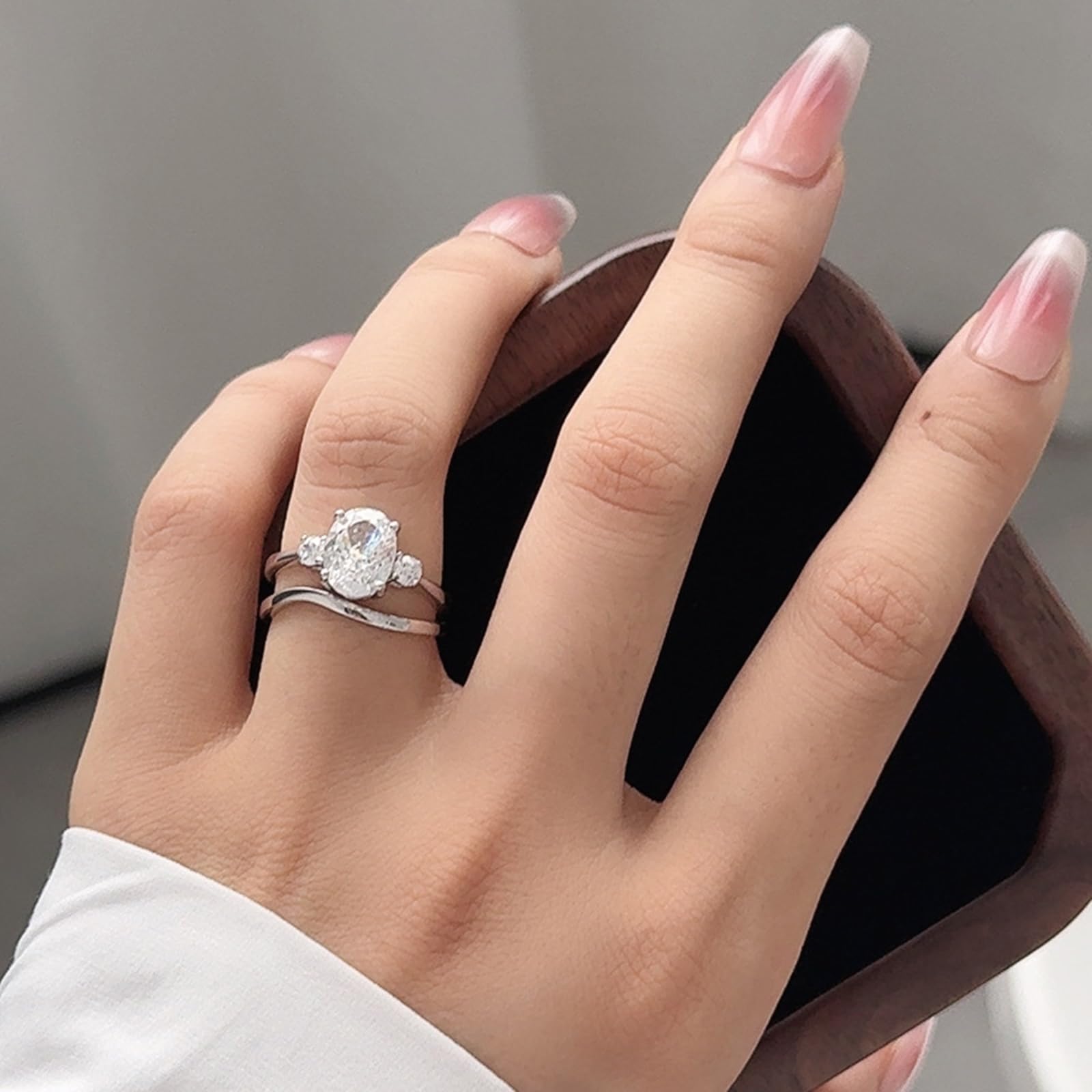 Anillo de oro blanco para mujer, anillo de boda de oro auténtico, apilable, 2 unidades con moissanite de 2,5 quilates para mujeres