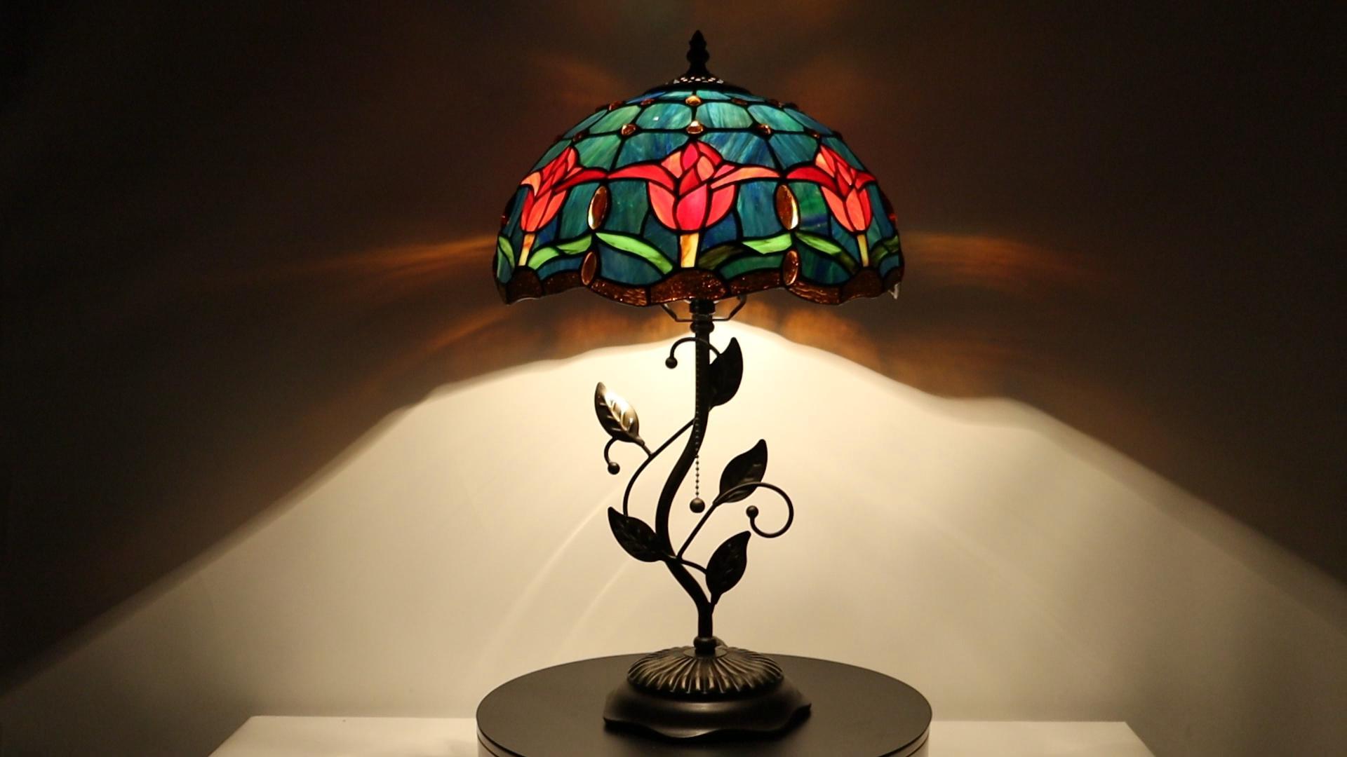 Image of Tiffany Table Lamp Stained Glass Bedside Reading Light W12H19 inch