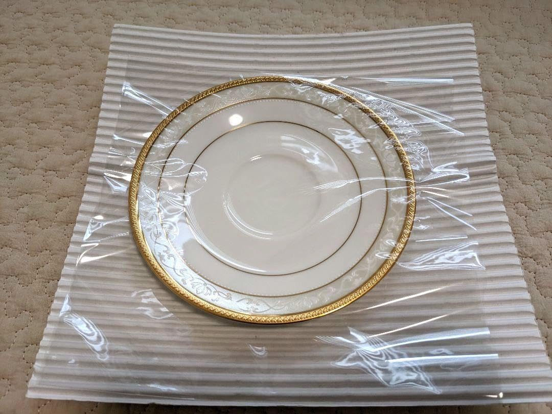 Amazon.co.jp: ノリタケソーサー他セット 写真立て付 : Home & Kitchen