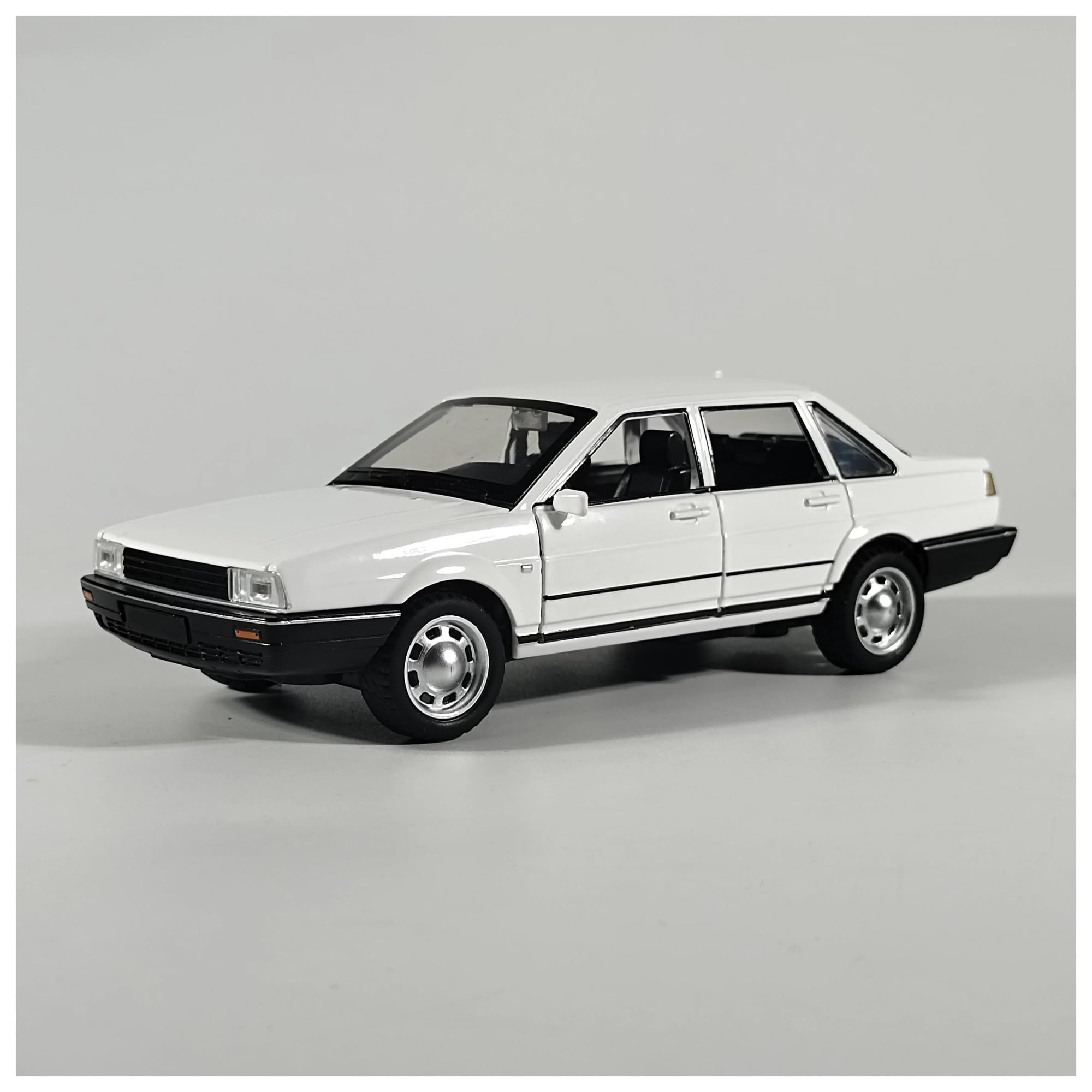Bankoto White Diecast Car For Vw For Santana Diecast Model Car Collectible