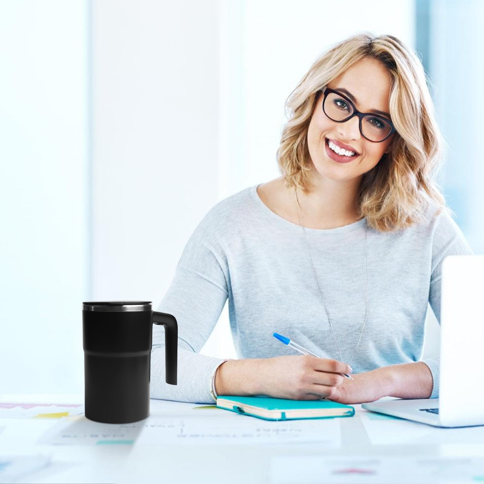 Tazza Magnetica Automatica Auto Magnetic Mug Tazza da Caffè con Agitazione 400ml Tazza di Viaggio per Caffè / Tè / Cioccolata Calda / Proteina di Cacao Ideale Un Buoino Regalo