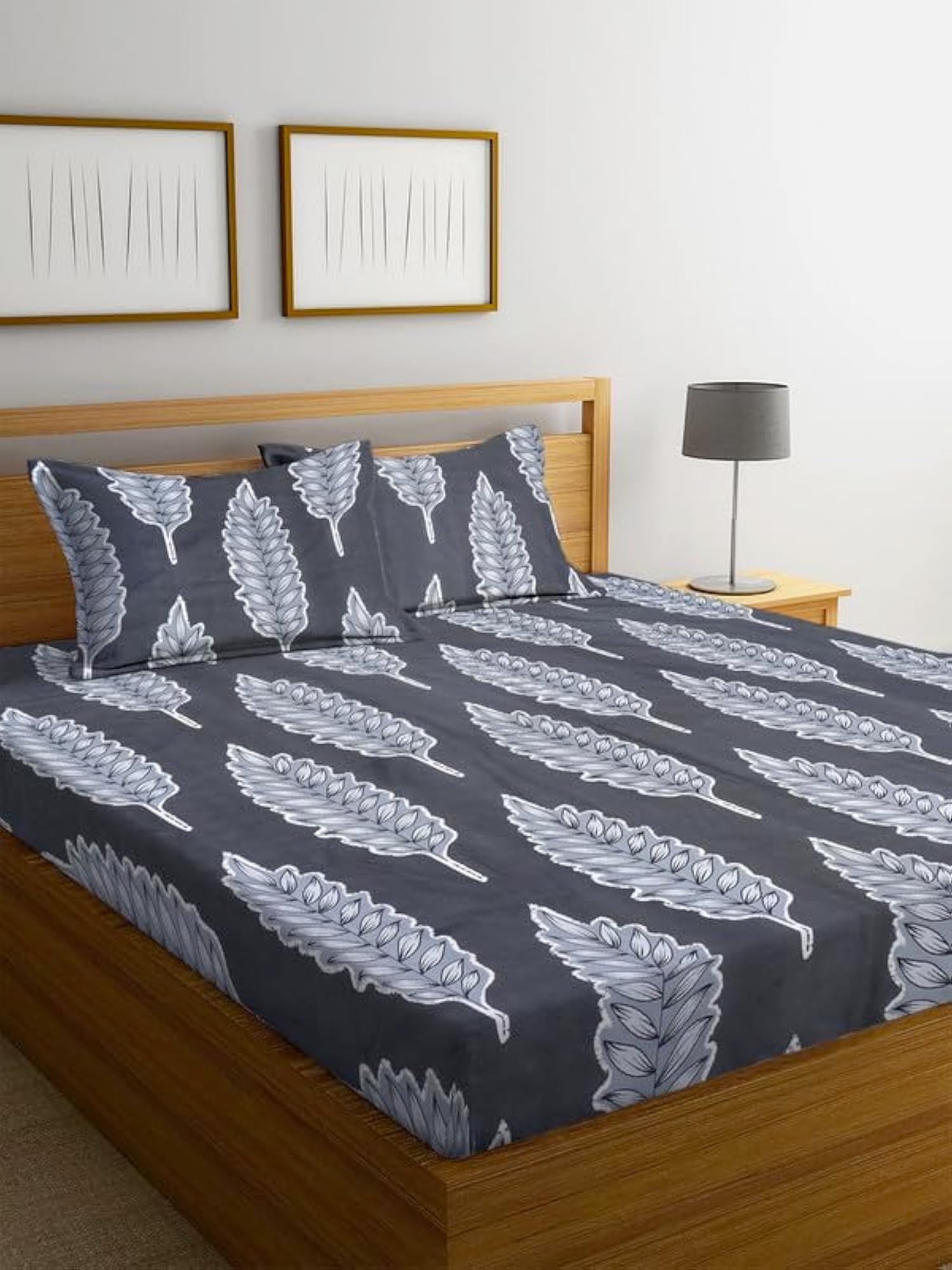 Premium Cotton 220 TC Elastic Fitted Bedsheets with 2 Pillow Covers
