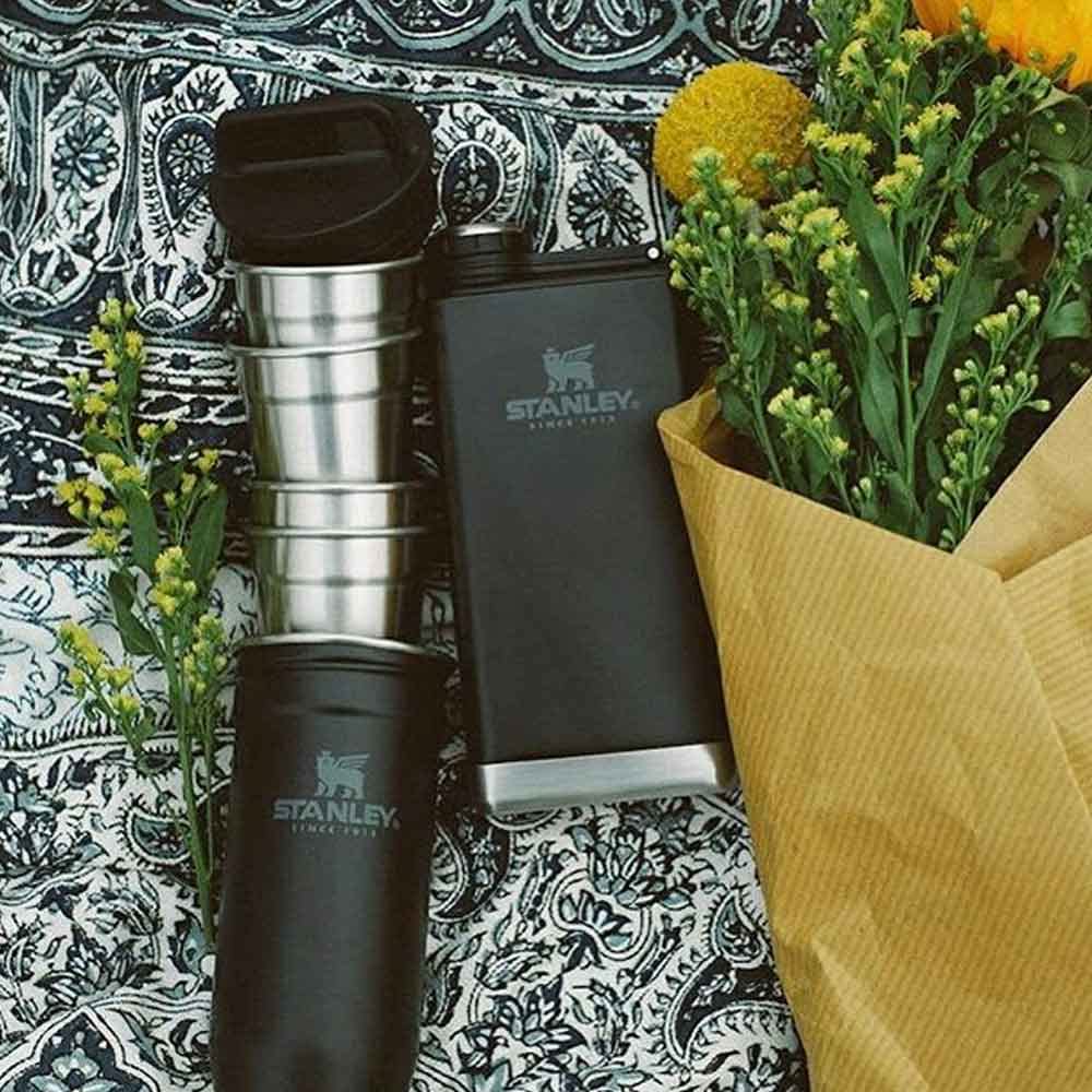 STANLEY Klasik Shot Bardak ve Matara Seti 0.23 Litre - Mat Siyah | Paslanmaz Çelik