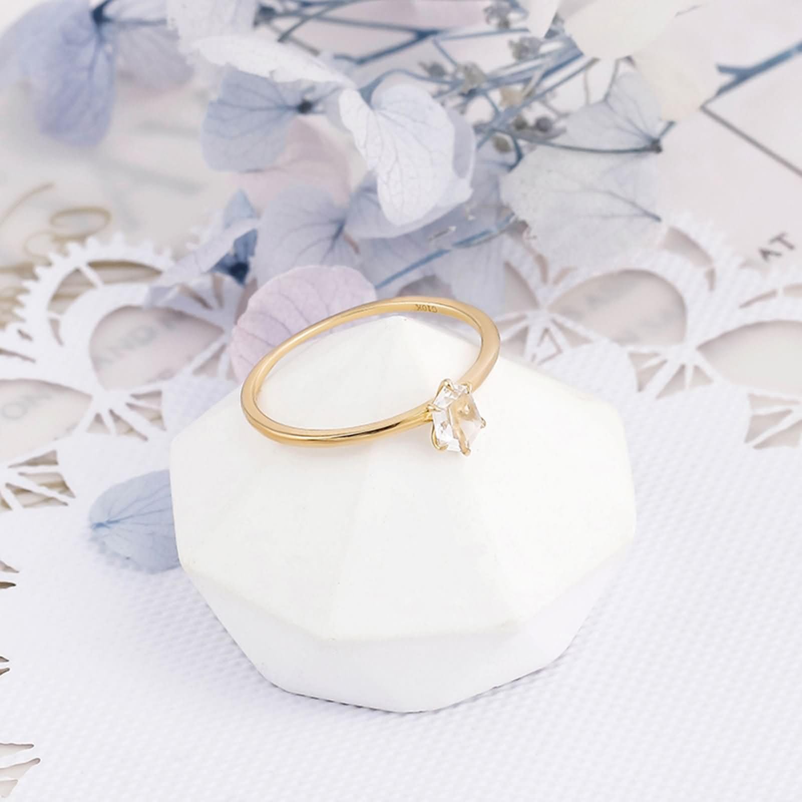 Daesar Anillos de Alianza de Mujer con Irregular Solitario con Cristal, Oro Amarillo 9K/14K/18K, Anillo de Compromiso Oro
