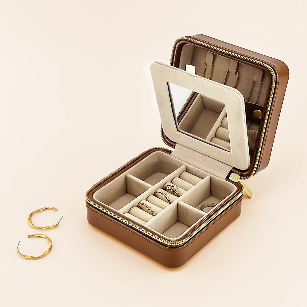 Amazon.com: Brouk & Co Pearl Travel Jewelry Case (Saddle