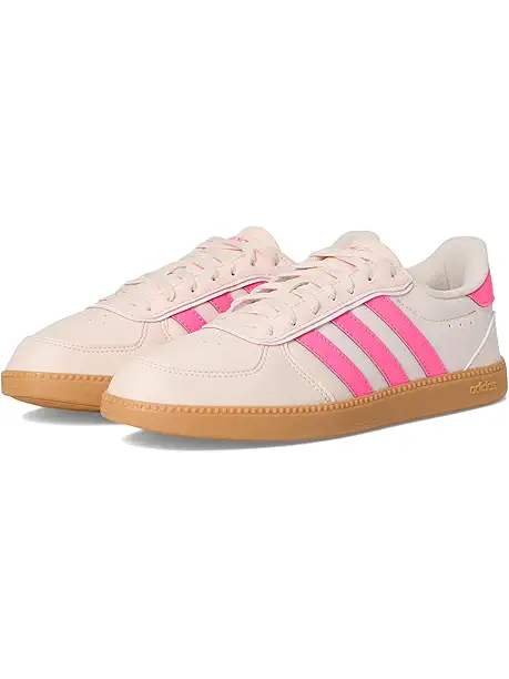 Женские кроссовки adidas Breaknet Sleek на каждый день