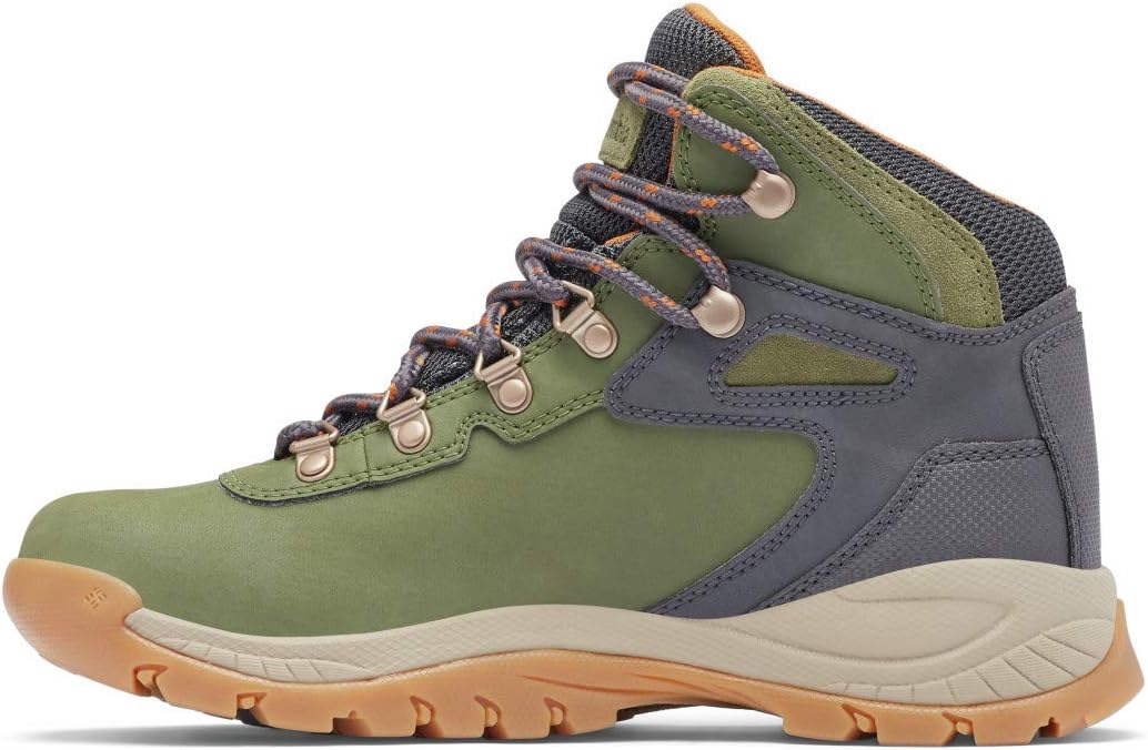 Columbia Women's Newton Ridge Lightweight Waterproof Shoe Hiking Boot 6.5 Hiker Green, Caramel