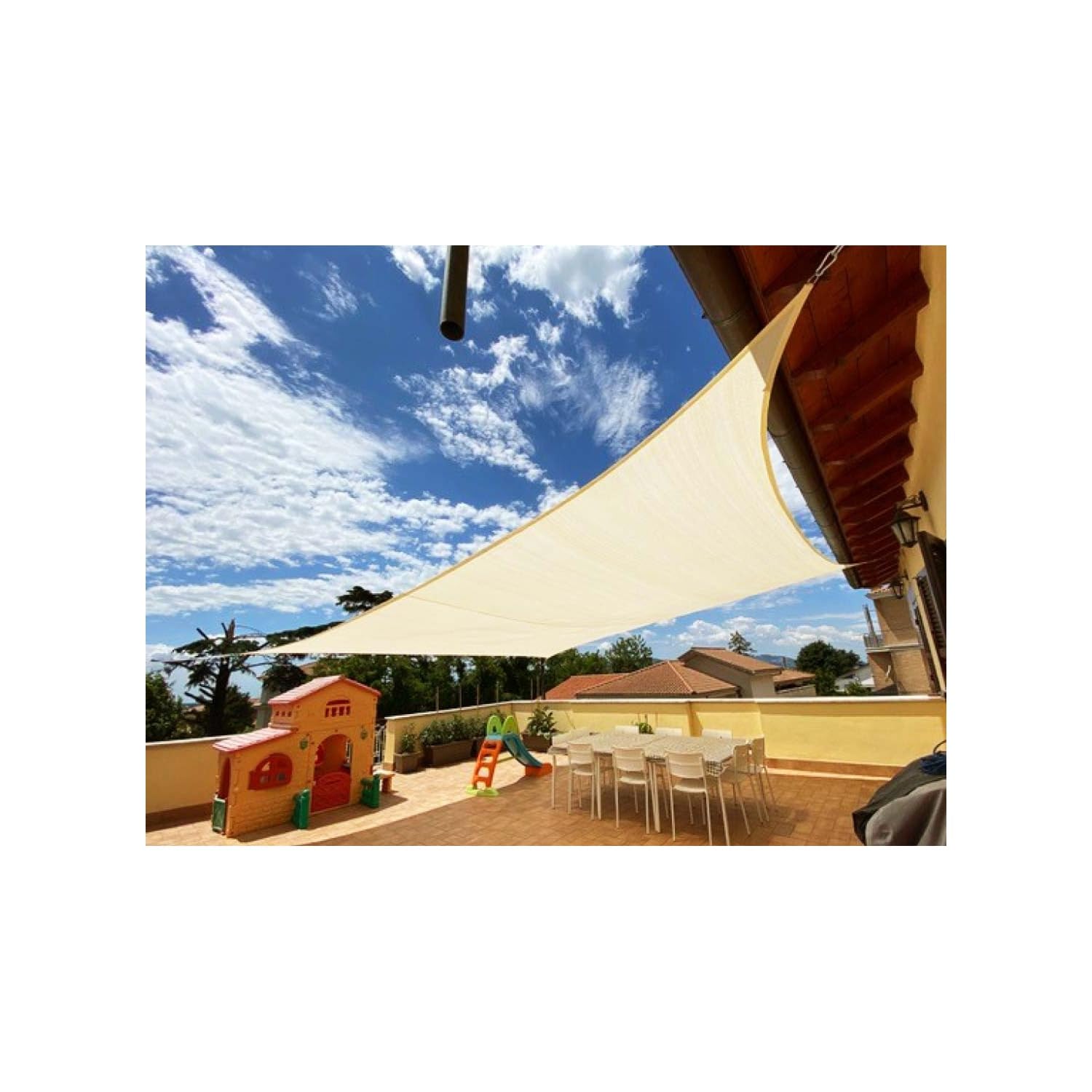 Vela Ombreggiante Quadrata in HDPE 4x4 m Cloud – Traspirante UV, Anelli Acciaio Inox, Antimuffa – Per Giardino e Terrazza