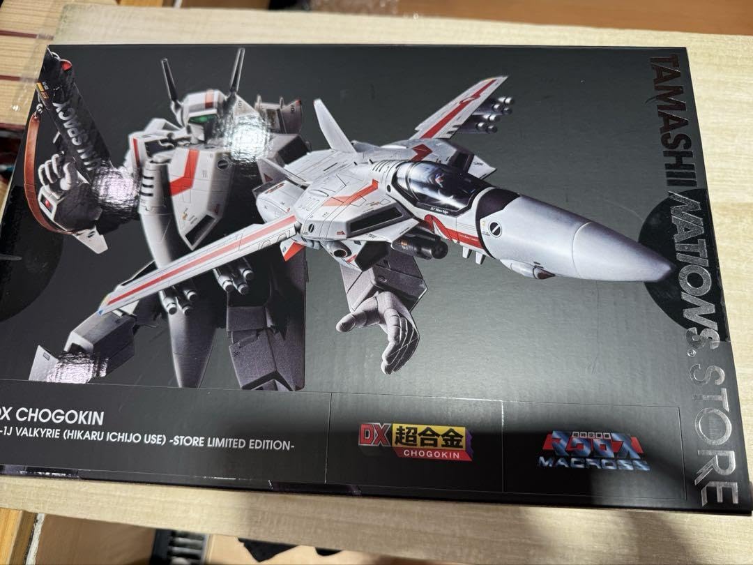 DX超合金　VF-1J バルキリーSTORE LIMITED EDITION Amazon | DX超合金 VF-1J バルキリー?Store Limited Edition