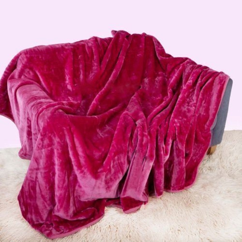Papa Jones Ltd Luxury Faux Fake Fur Mink Throw Sofa Bed Blanket, Fluffy Reversible Blankets, Lightweight And Breathable Microfiber, (150 x 200 cm), Fuchsia
