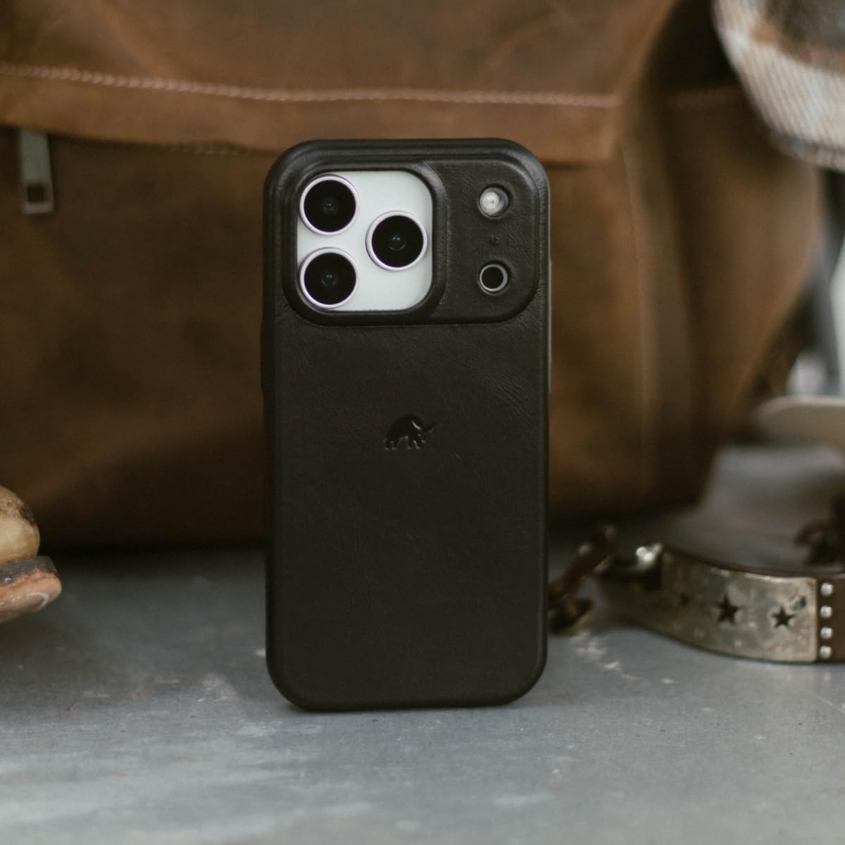 Amazon.com: Bullstrap Minimalist Open Bottom Leather Case for