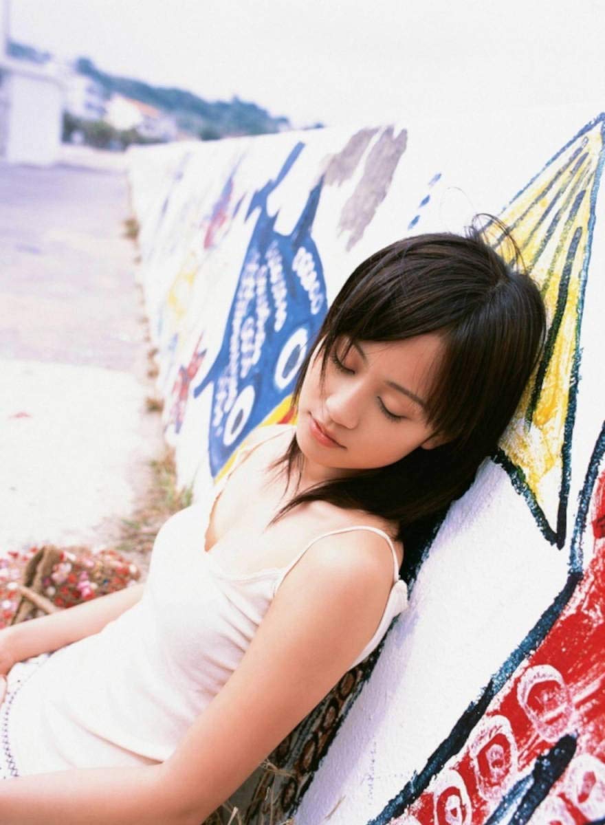 Amazon.co.jp: AKB48 前田敦子 L判 写真 50枚 まとめ売り！ : おもちゃ