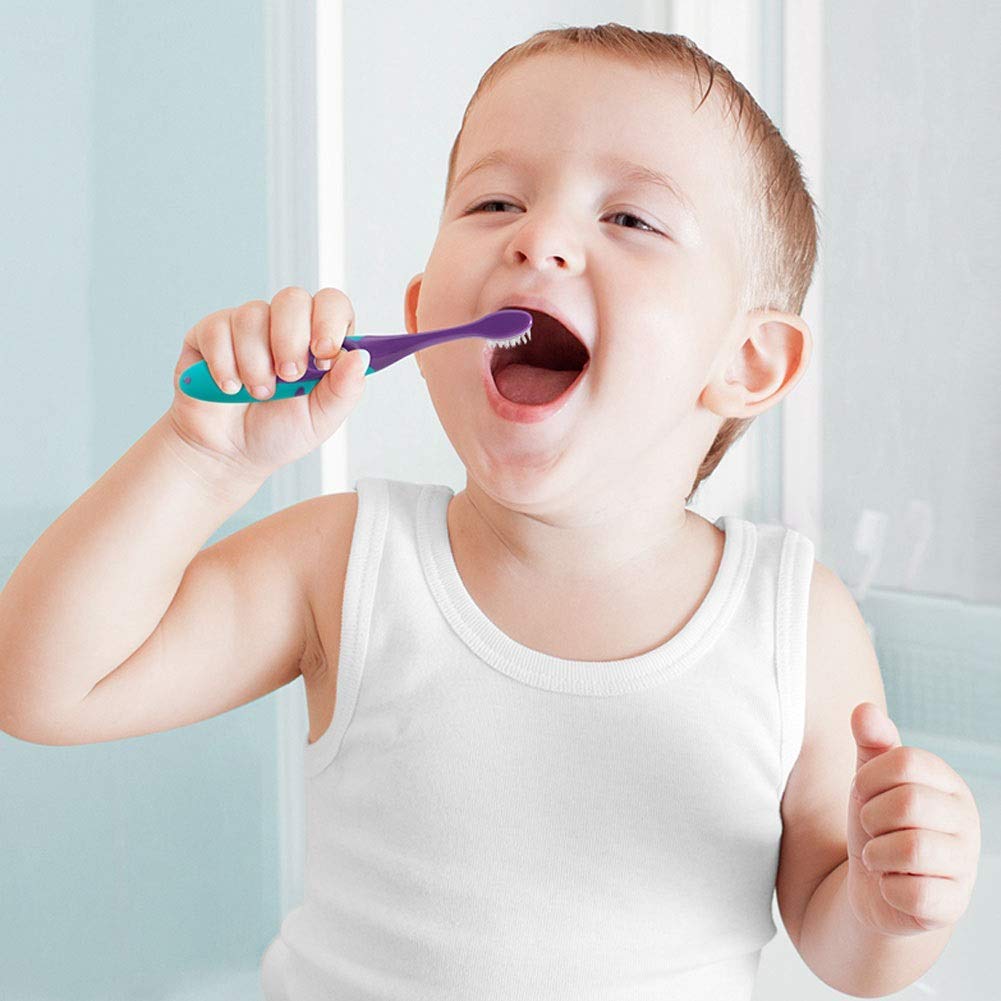 Cura Orale Spazzolino da Denti per Bambini con setole morbide, spazzolino Manuale per sorrisi Luminosi e Denti e Gengive sani, Confezione da 3 spazzolini per Bambini dai 3 ai 6 Anni Regalo