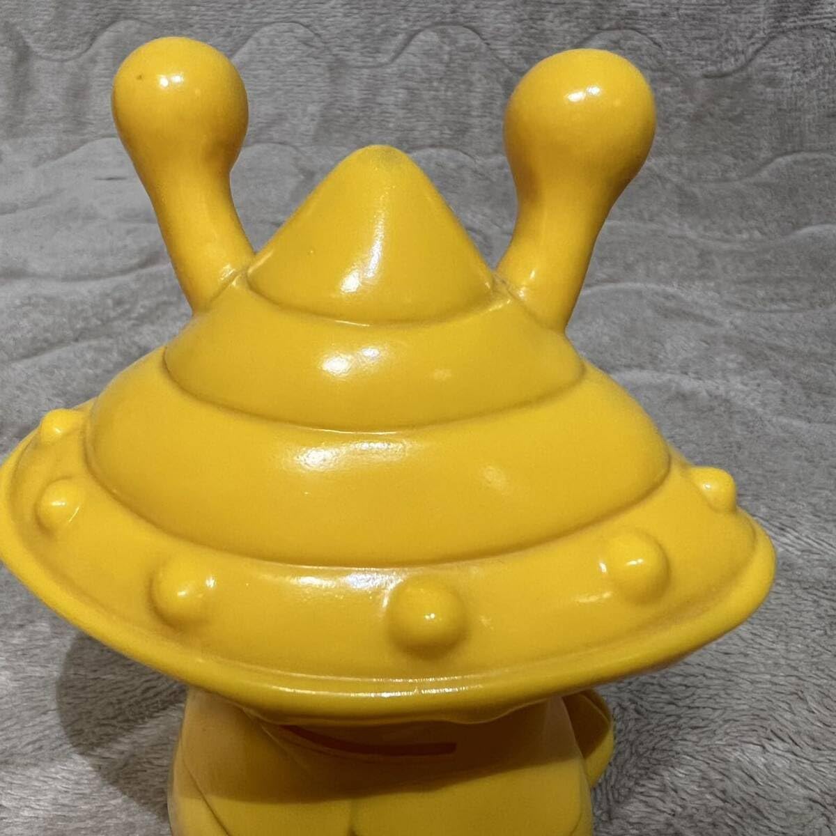 Amazon.co.jp: カネゴン 貯金箱 ソフビ 1996年 YUTAKA日本製