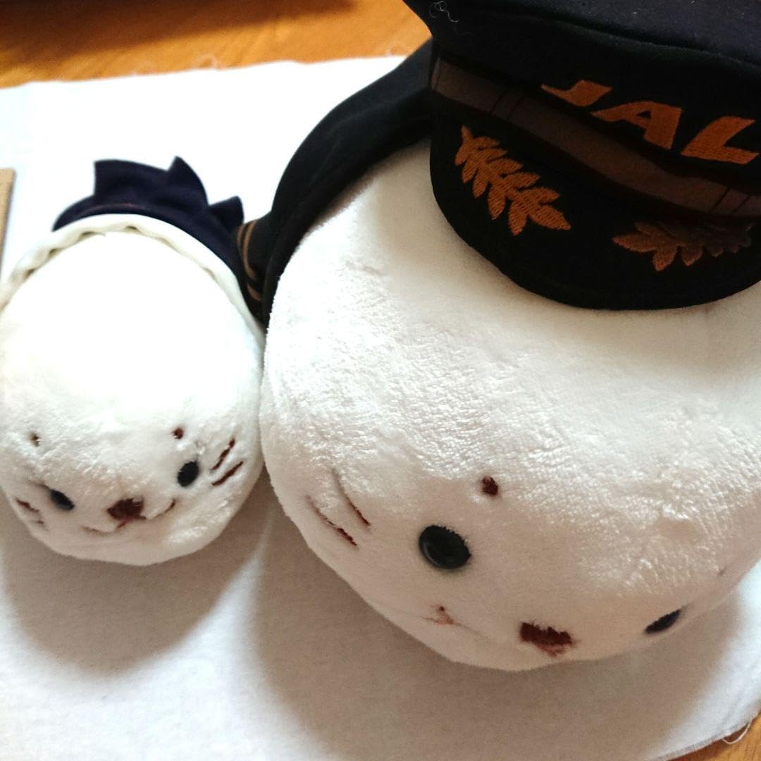 JAL しろたん　ぬいぐるみ　CA パイロット JAL しろたん ぬいぐるみ CA パイロット - メルカリ