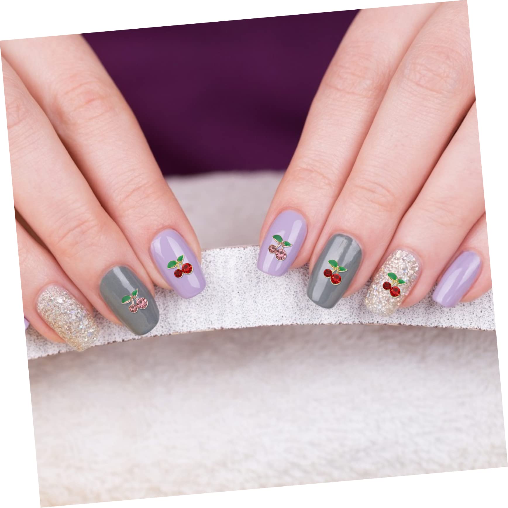 FRCOLOR 2 Set Di Ciondoli Per Unghie Alla Moda Con Ciliegie E Strass Per Nail Art Da Donna 60 Pezzi*2