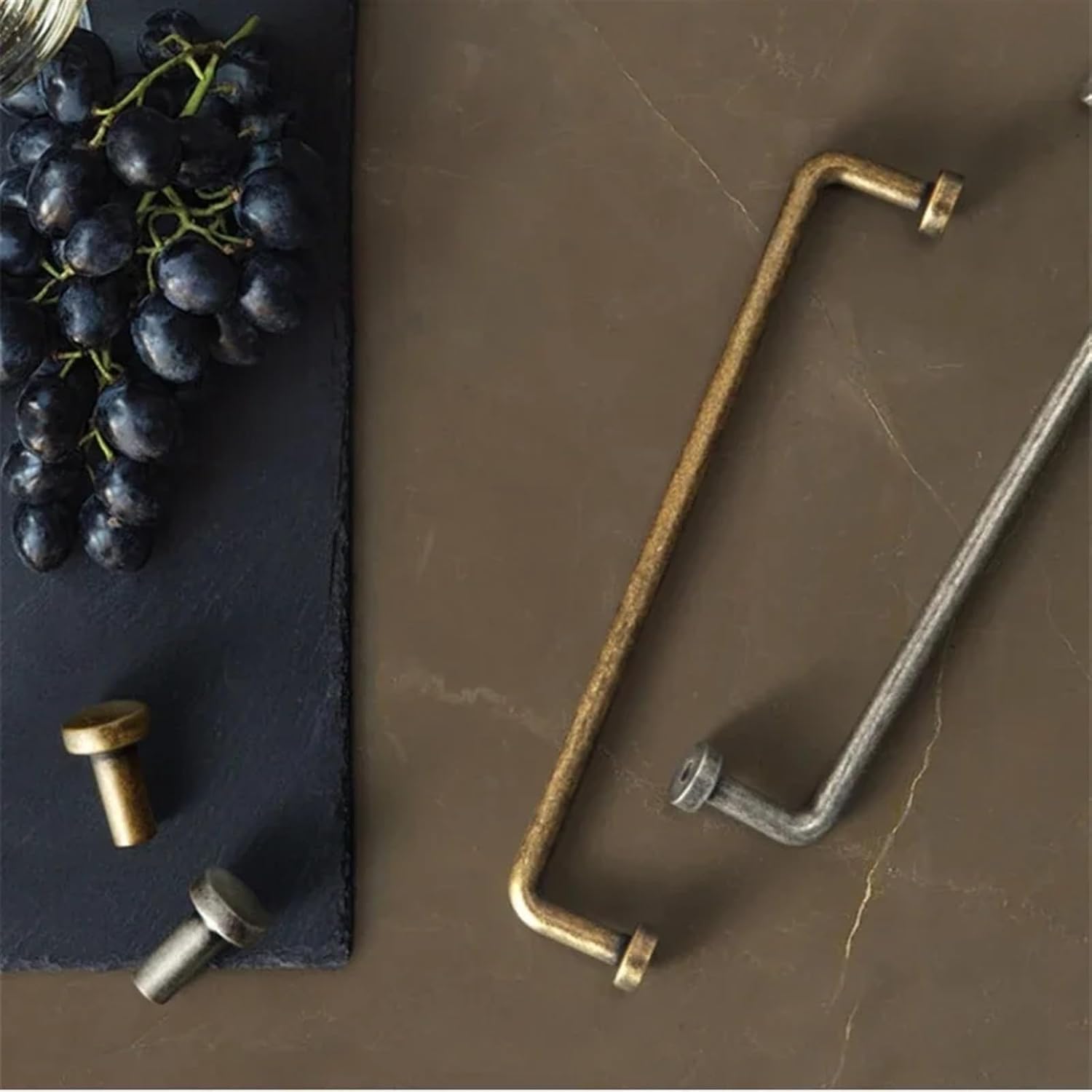 Antique Cabinet Handle Bronze Drawer Knobs Solid Zinc Alloy Bar Pull for Kitchen Dresser Wardrobe Cupboard Furniture Handles 1Pcs (Color : Bronze 192mm)