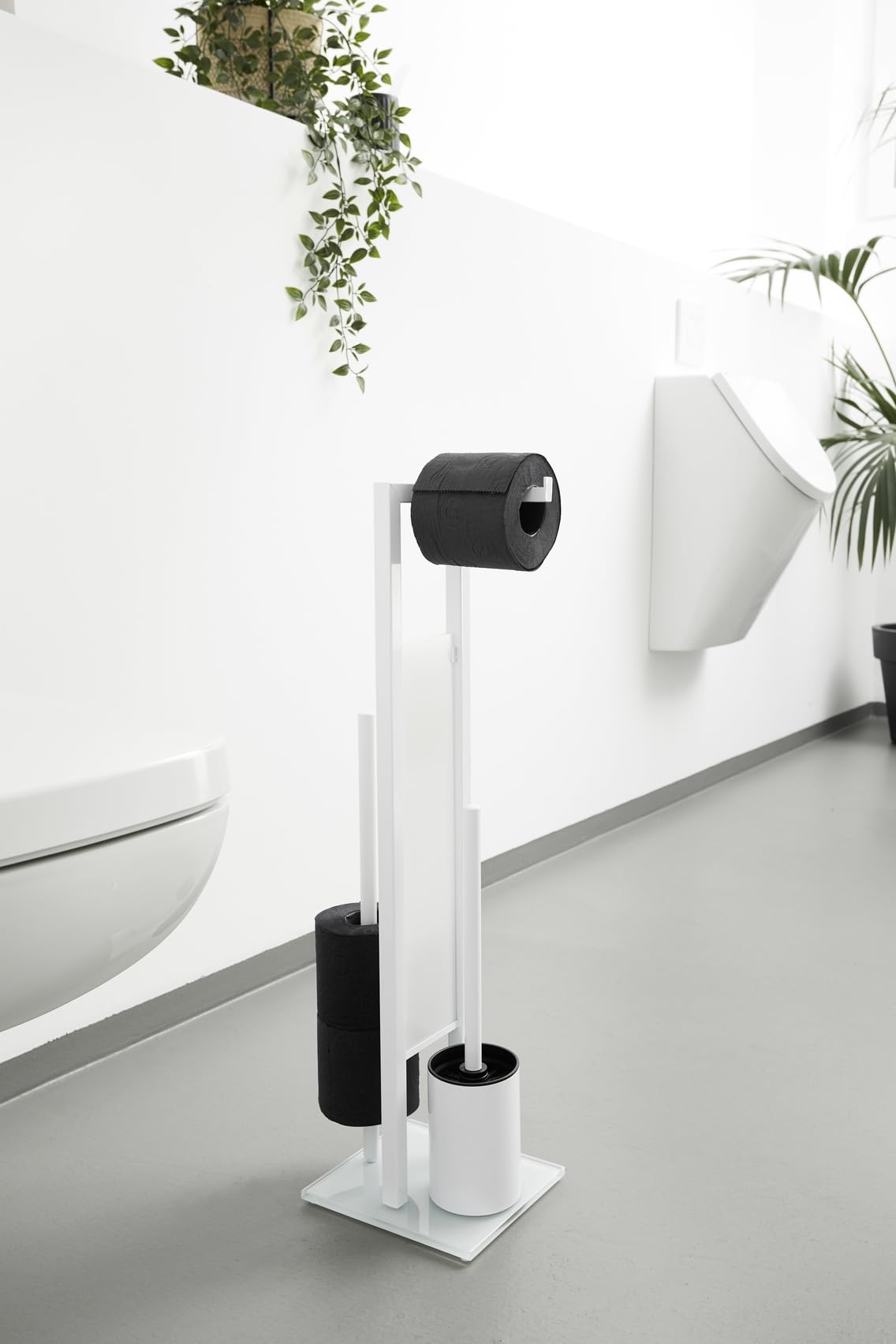 WENKO Combiné WC Rivalta | 3 en 1| Brosse WC et Dérouleur Papier Toilette | Stockage Papier | Tête de Brosse remplaçable | Acier INOX Blanc et Verre trempé| 18x70x23 cm | Blanc