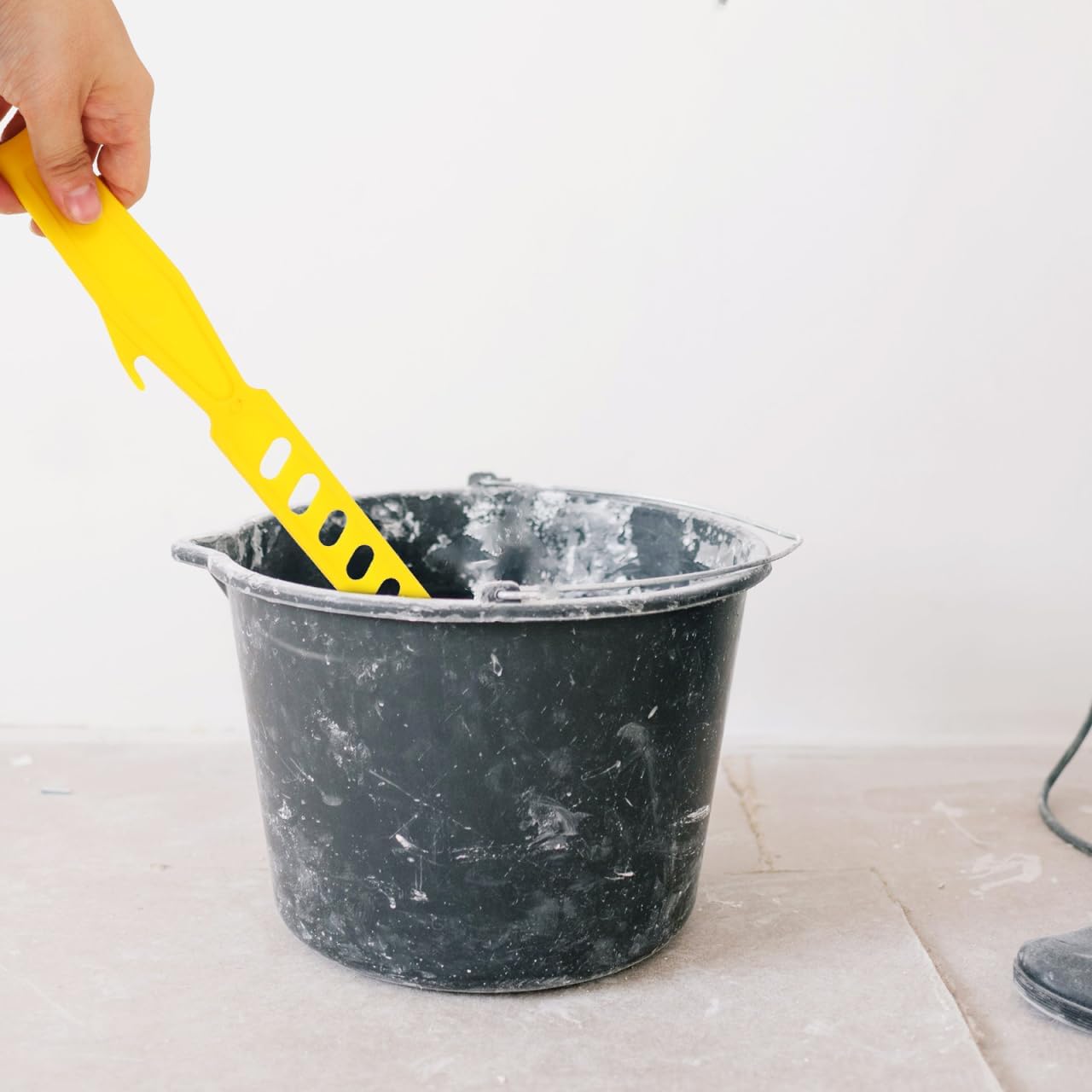 11 Inch Plastic Paint Stirring Stick Reusable Manual Paint Mixing Rod for Crafting and Home Painting Projects