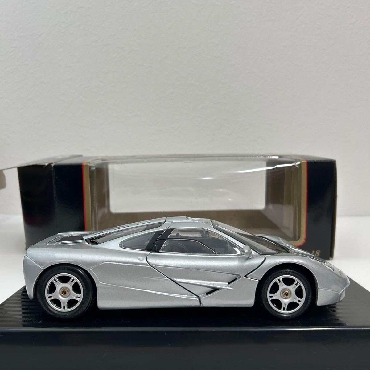 Amazon | Maisto Special Edition 1/18 McLaren F1 1993 Silver